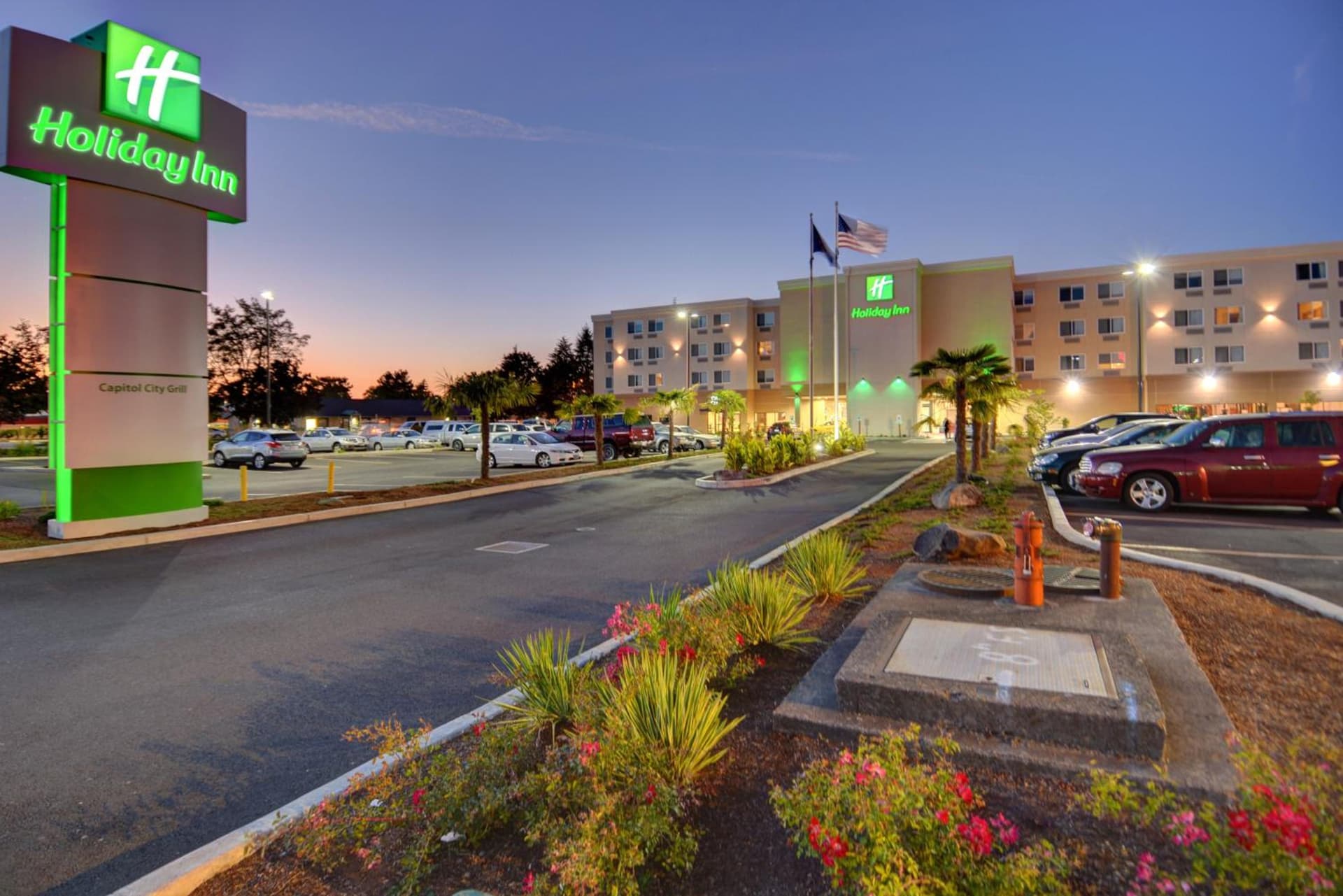 Holiday Inn - Salem by IHG property views in Salem, OR — gallery photo 3