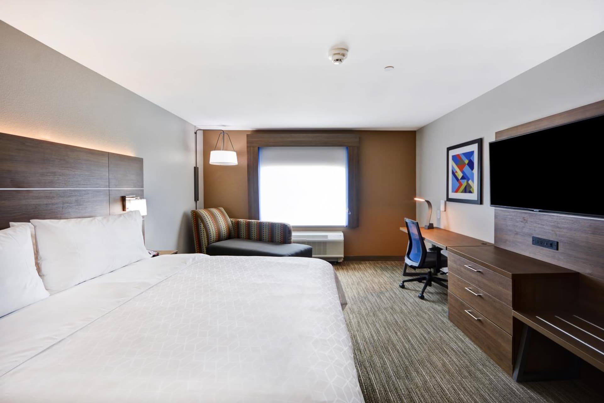 Holiday Inn Express & Suites - Houston NASA - Boardwalk Area by IHG gallery photo in Seabrook, TX — image 20