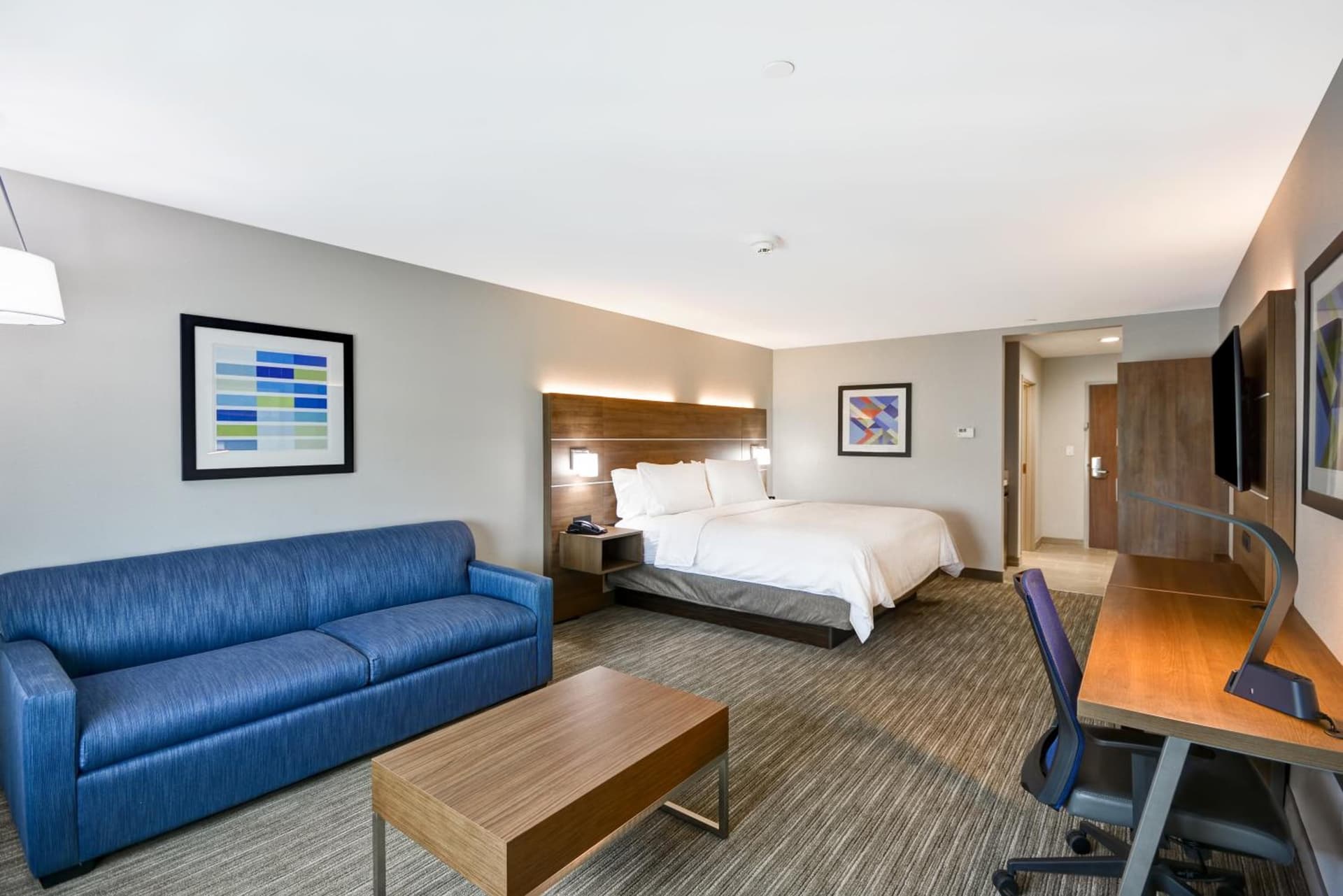 Holiday Inn Express & Suites - Houston NASA - Boardwalk Area by IHG interior in Seabrook, TX — gallery photo 2