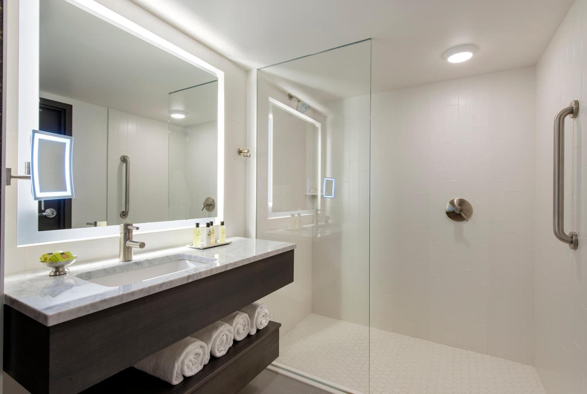 InterContinental St. Paul Riverfront by IHG gallery photo in Saint Paul, MN — image 4