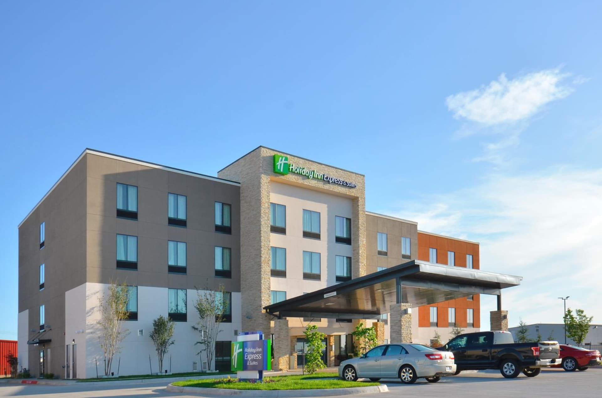 Holiday Inn Express & Suites Oklahoma City Mid - Arpt Area by IHG — hotel in Oklahoma City, Oklahoma