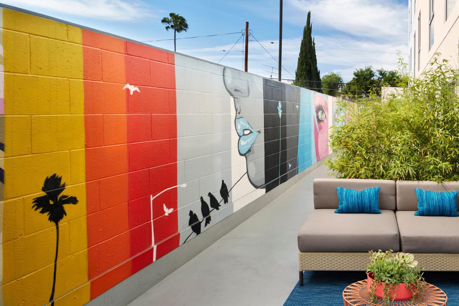 Kimpton Hotel Wilshire by IHG featured exterior or lobby in Los Angeles, CA — similar hotel