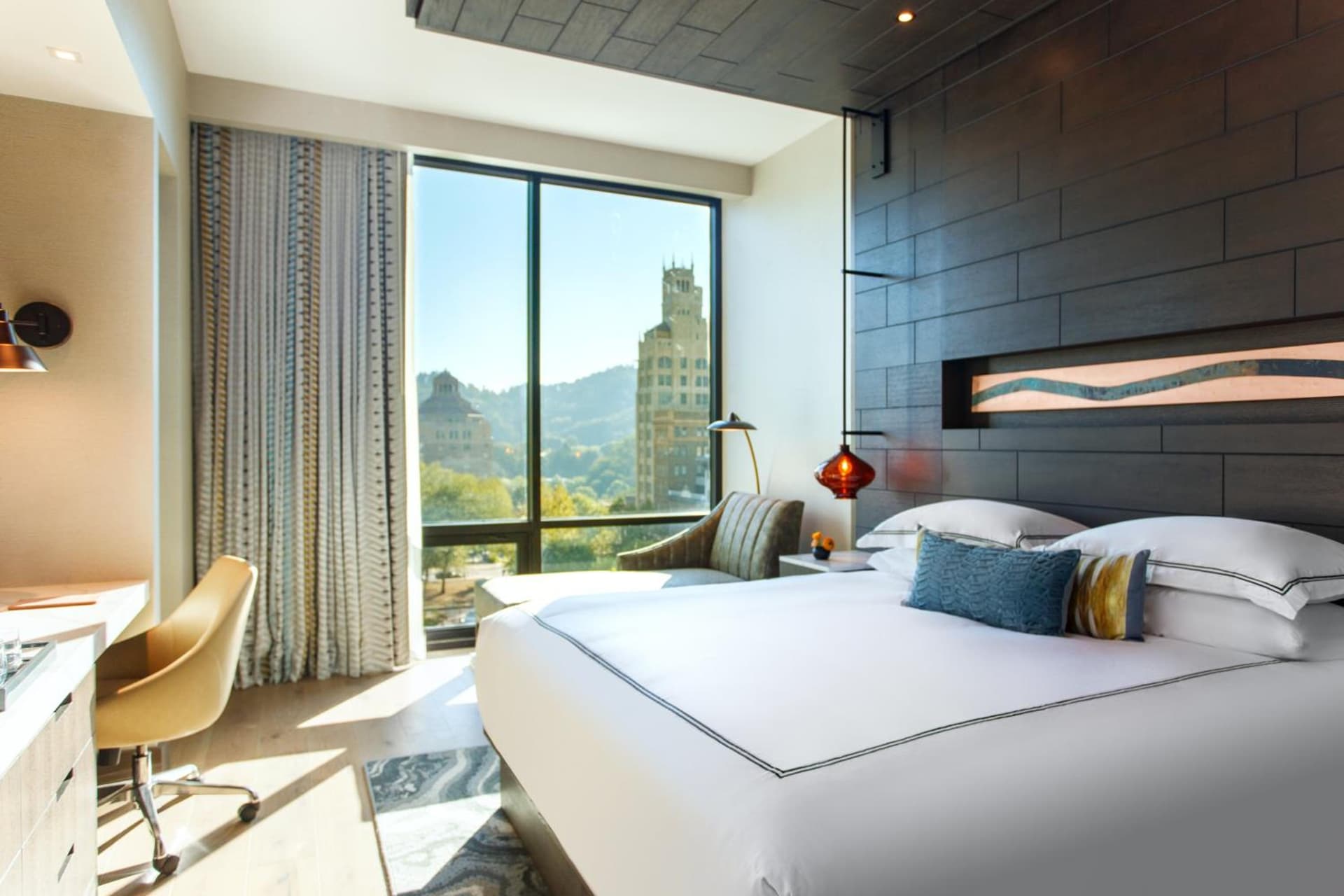 Kimpton Hotel Arras by IHG gallery photo in Asheville, NC — image 43