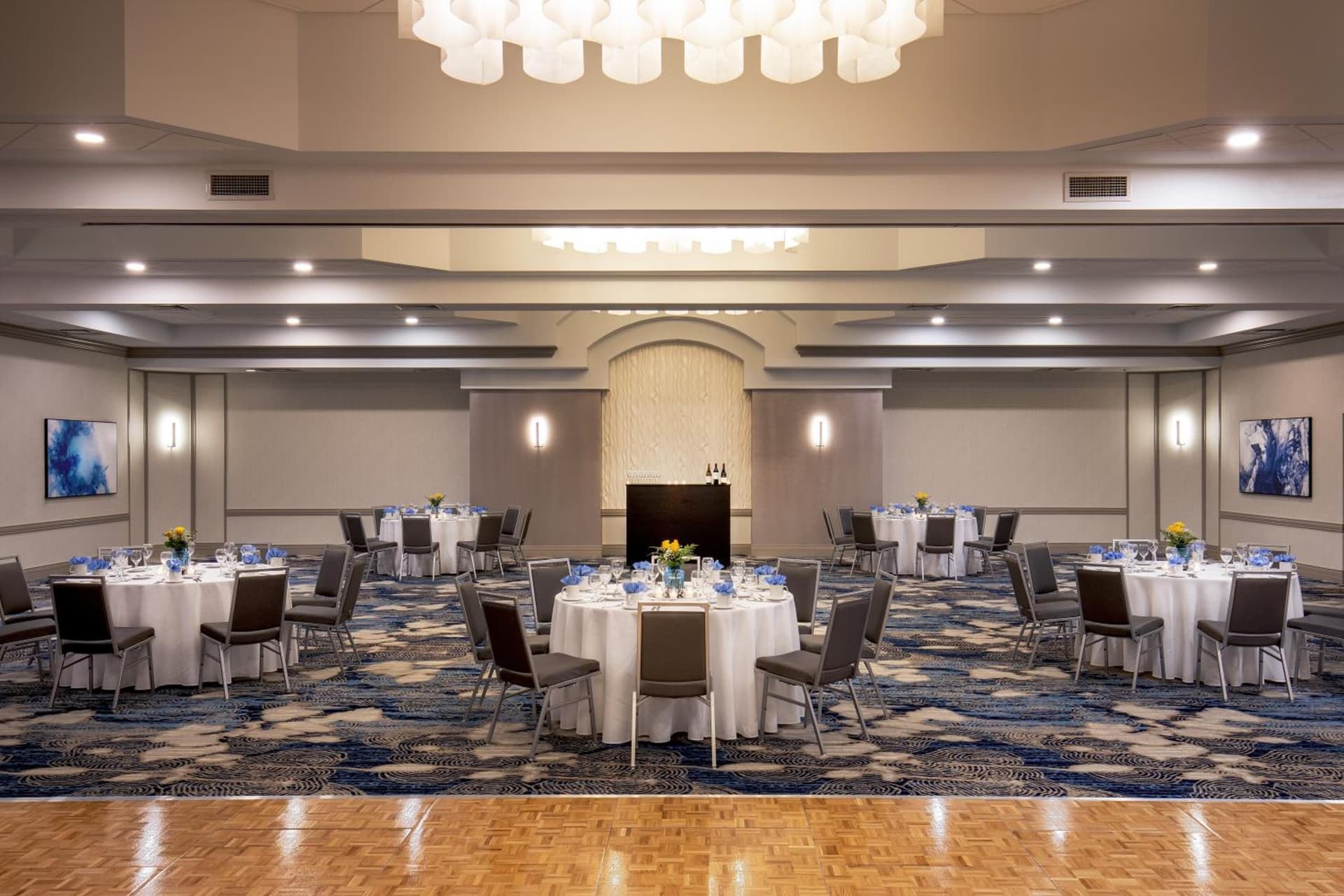 Holiday Inn Newport News - Hampton by IHG gallery photo in Newport News, VA — image 12