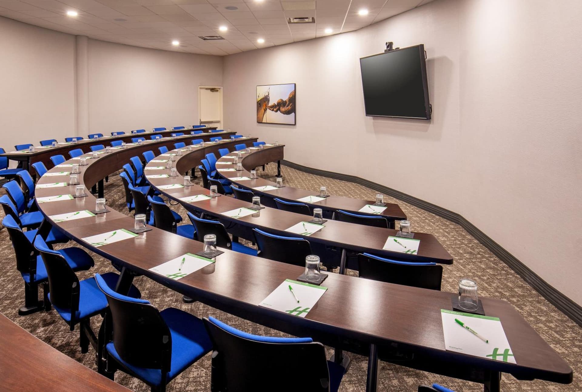 Holiday Inn Newport News - Hampton by IHG gallery photo in Newport News, VA — image 31