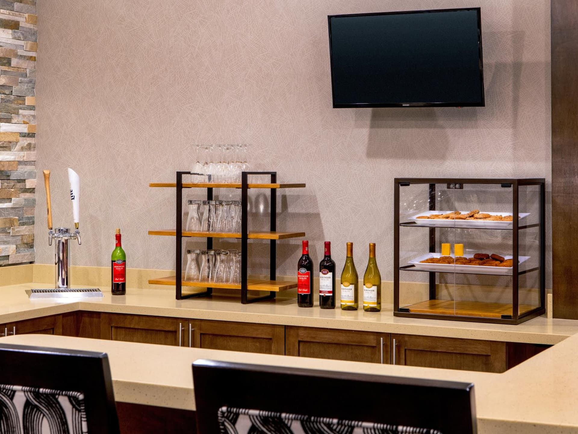 Staybridge Suites Charlottesville Airport by IHG gallery photo in Charlottesville, VA — image 5
