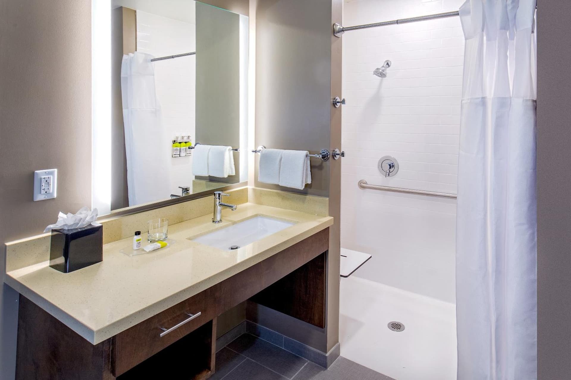 Staybridge Suites Charlottesville Airport by IHG gallery photo in Charlottesville, VA — image 4