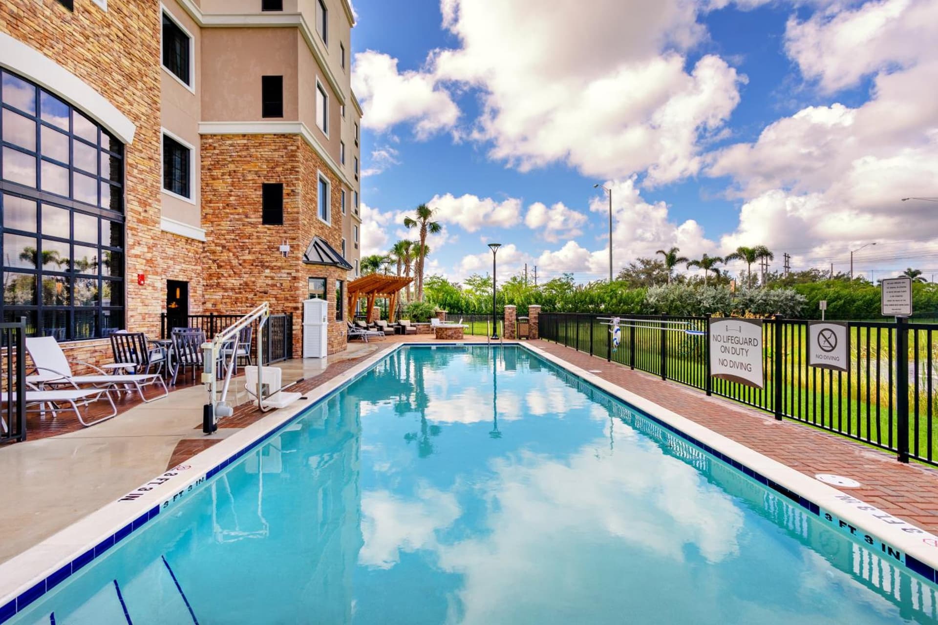 Staybridge Suites - Fort Lauderdale Airport - West by IHG gallery photo in Davie, FL — image 16