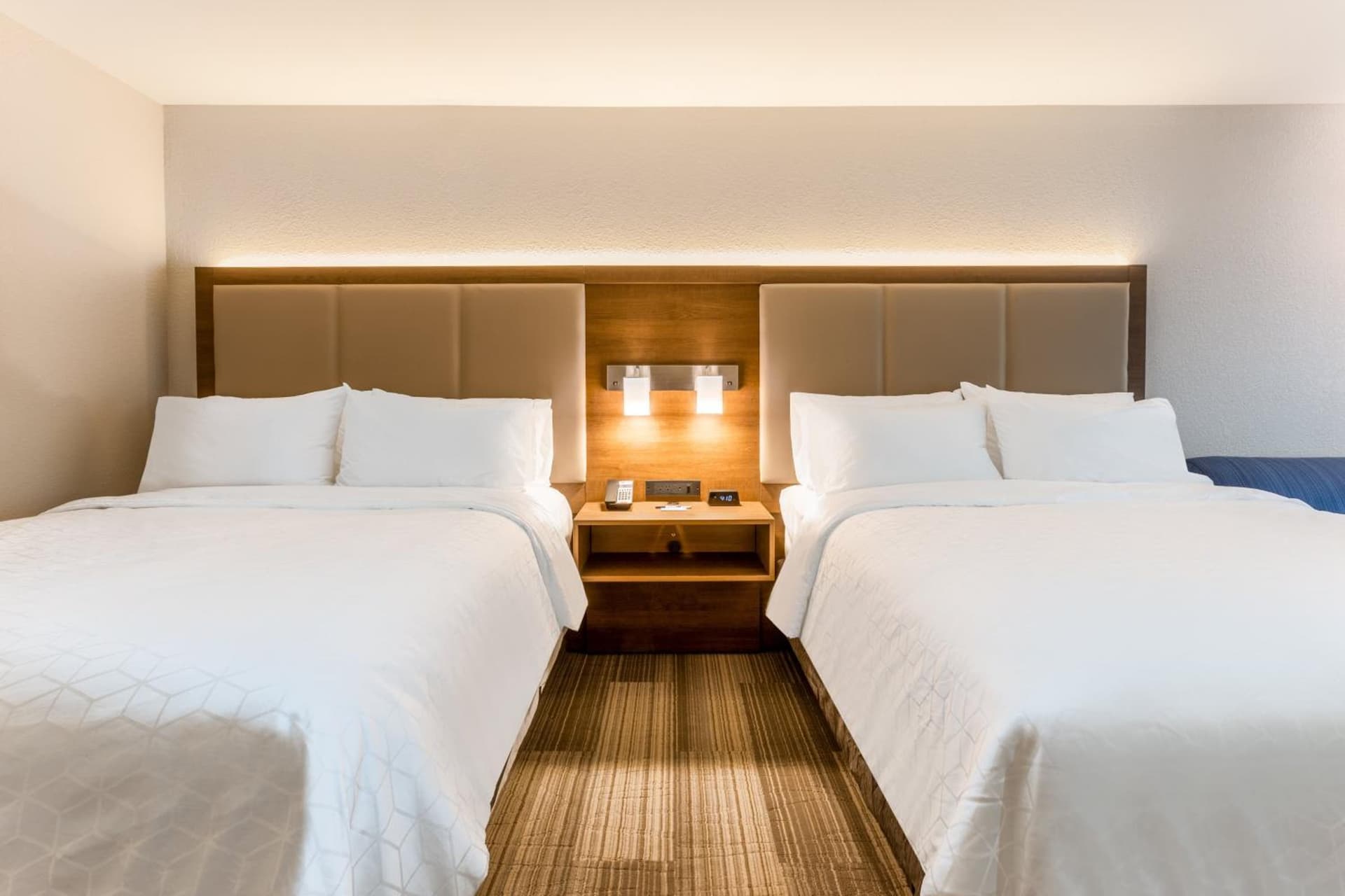 Holiday Inn Express & Suites - Florence - Cincinnati Airport by IHG gallery photo in Florence, KY — image 5