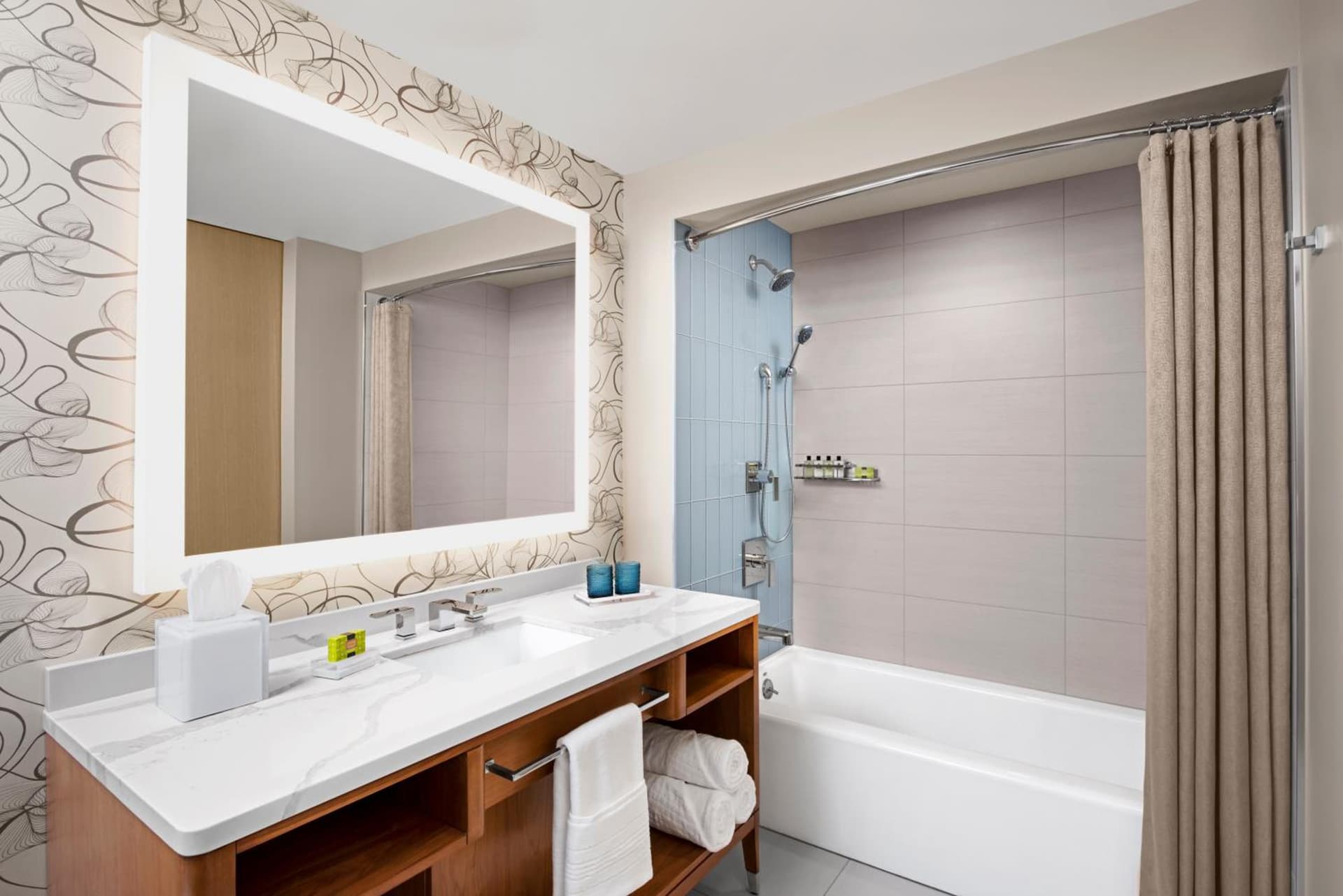 InterContinental San Diego by IHG gallery photo in San Diego, CA — image 4