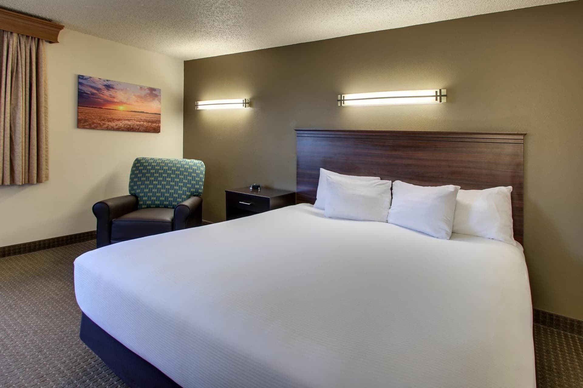 EverSpring Inn gallery photo in Bismarck, ND — image 8
