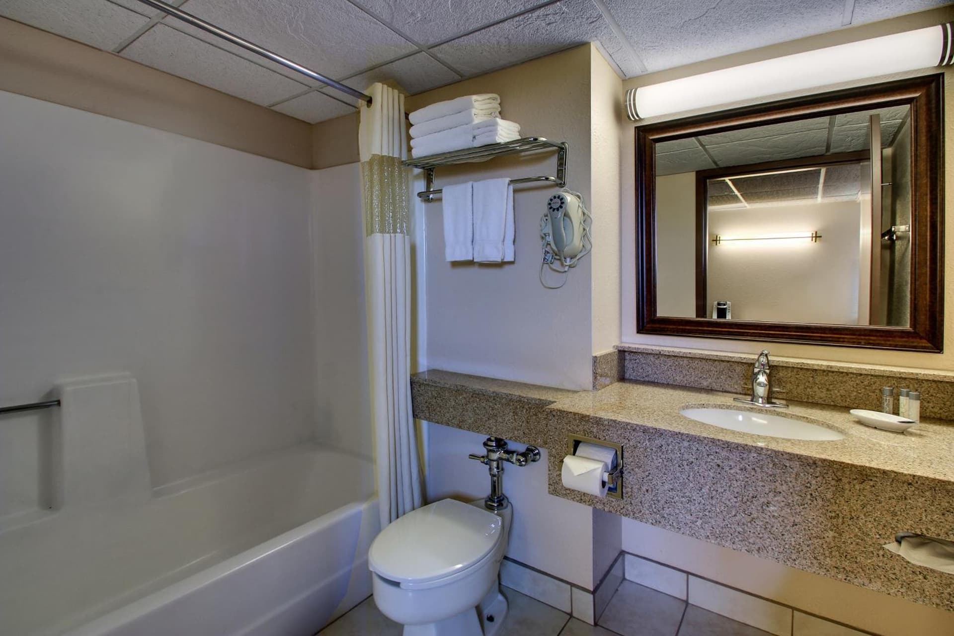 EverSpring Inn gallery photo in Bismarck, ND — image 32