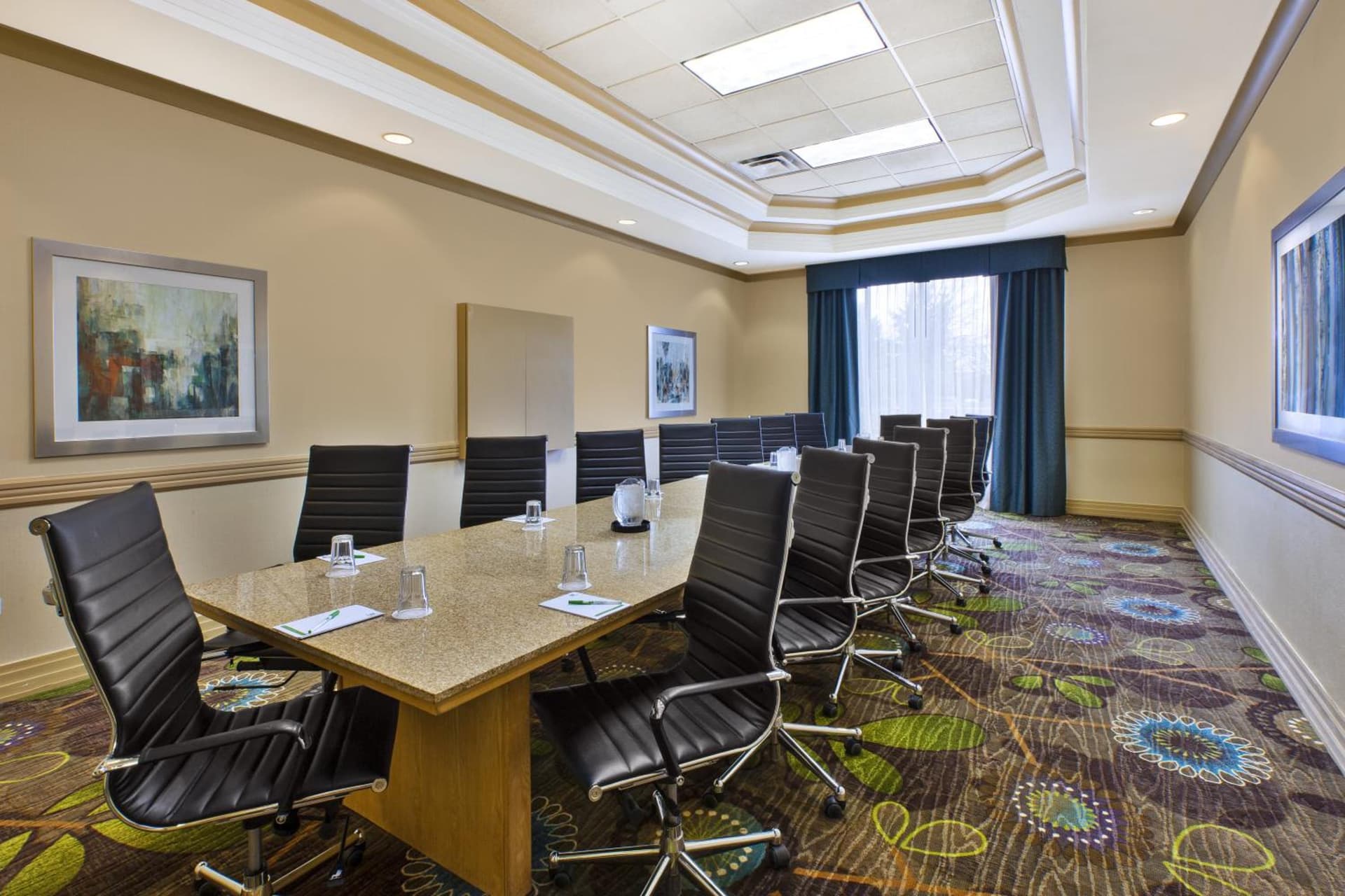 Holiday Inn & Suites Bolingbrook by IHG gallery photo in Bolingbrook, IL — image 40