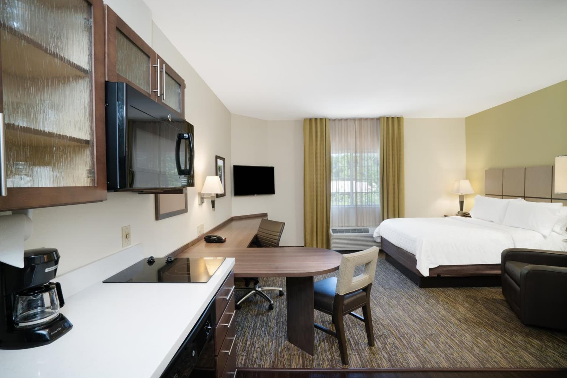 Candlewood Suites Auburn by IHG gallery photo in Auburn, AL — image 5