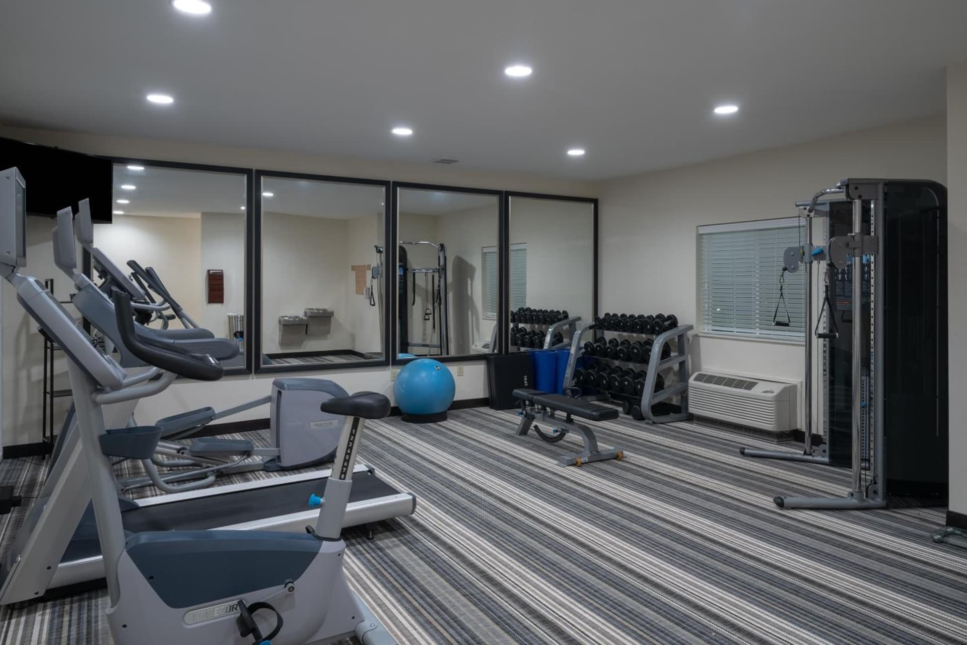 Candlewood Suites Auburn by IHG gallery photo in Auburn, AL — image 29
