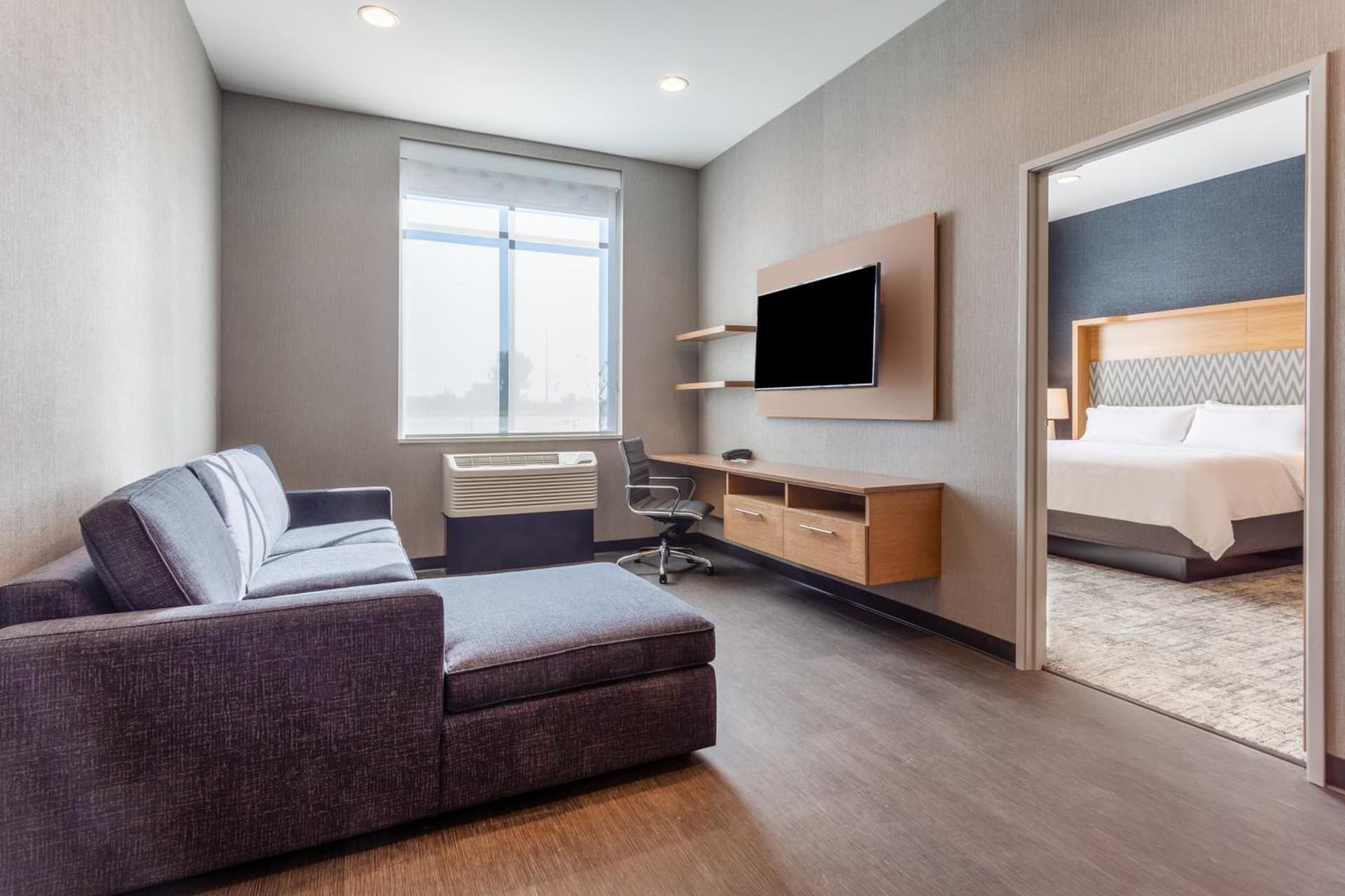 Holiday Inn & Suites Cedar Falls-Waterloo Event Ctr by IHG gallery photo in Cedar Falls, IA — image 54