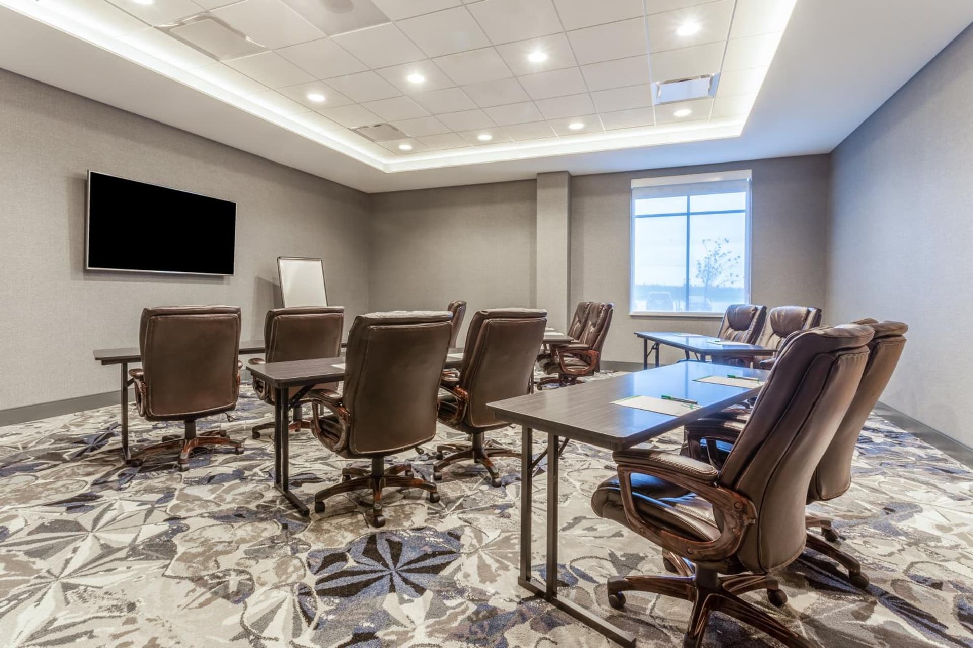 Holiday Inn & Suites Cedar Falls-Waterloo Event Ctr by IHG gallery photo in Cedar Falls, IA — image 50