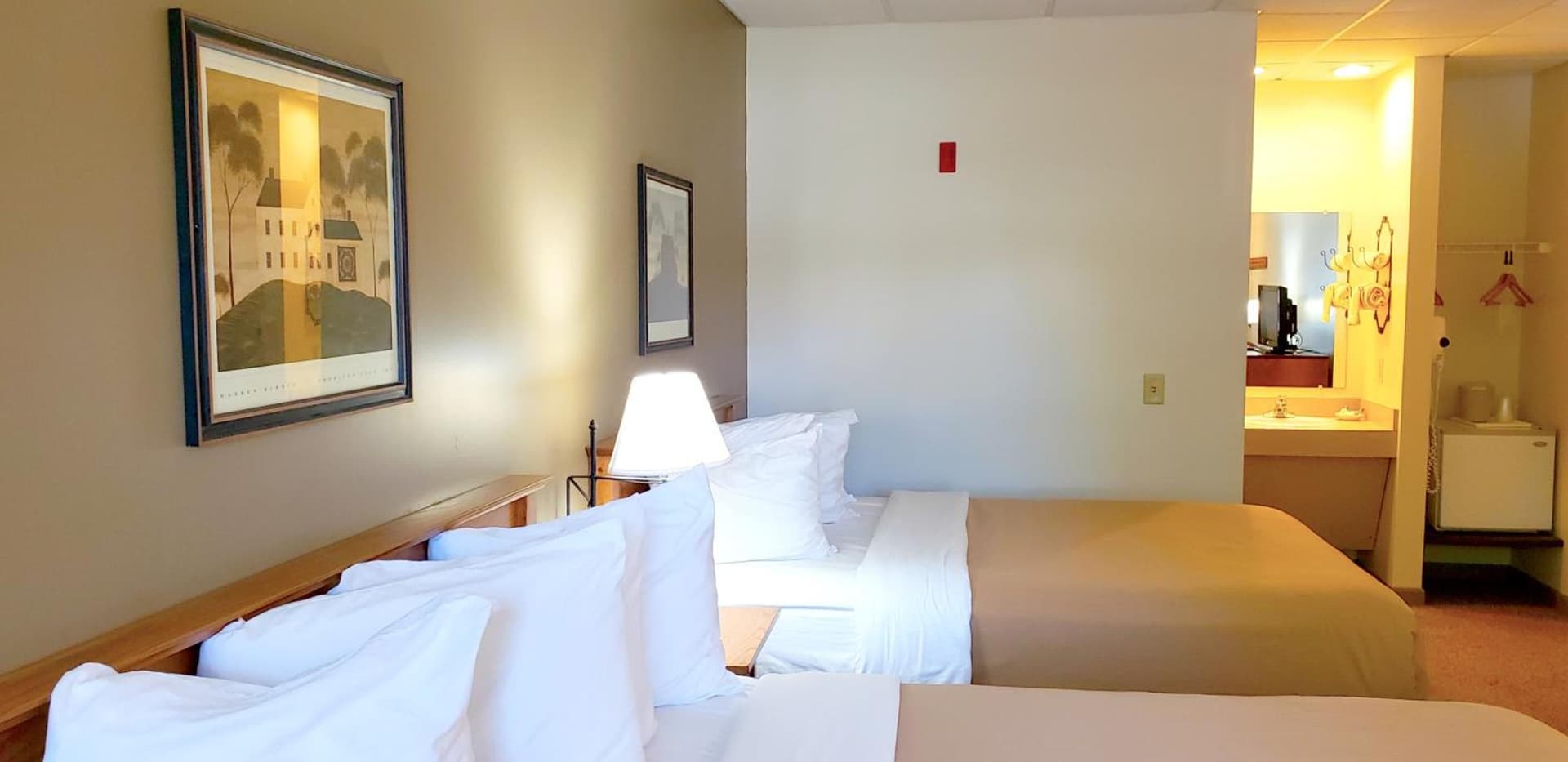 Lodging on the Square gallery photo in Berlin, OH — image 83