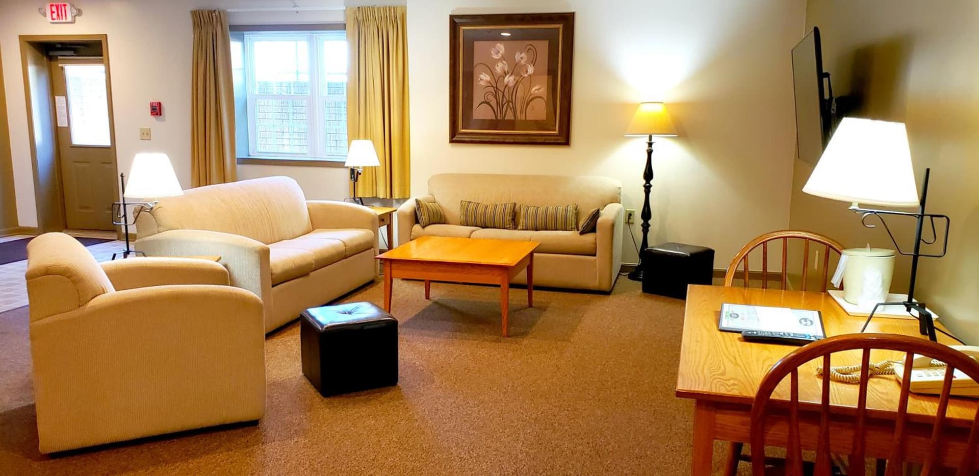 Lodging on the Square gallery photo in Berlin, OH — image 75