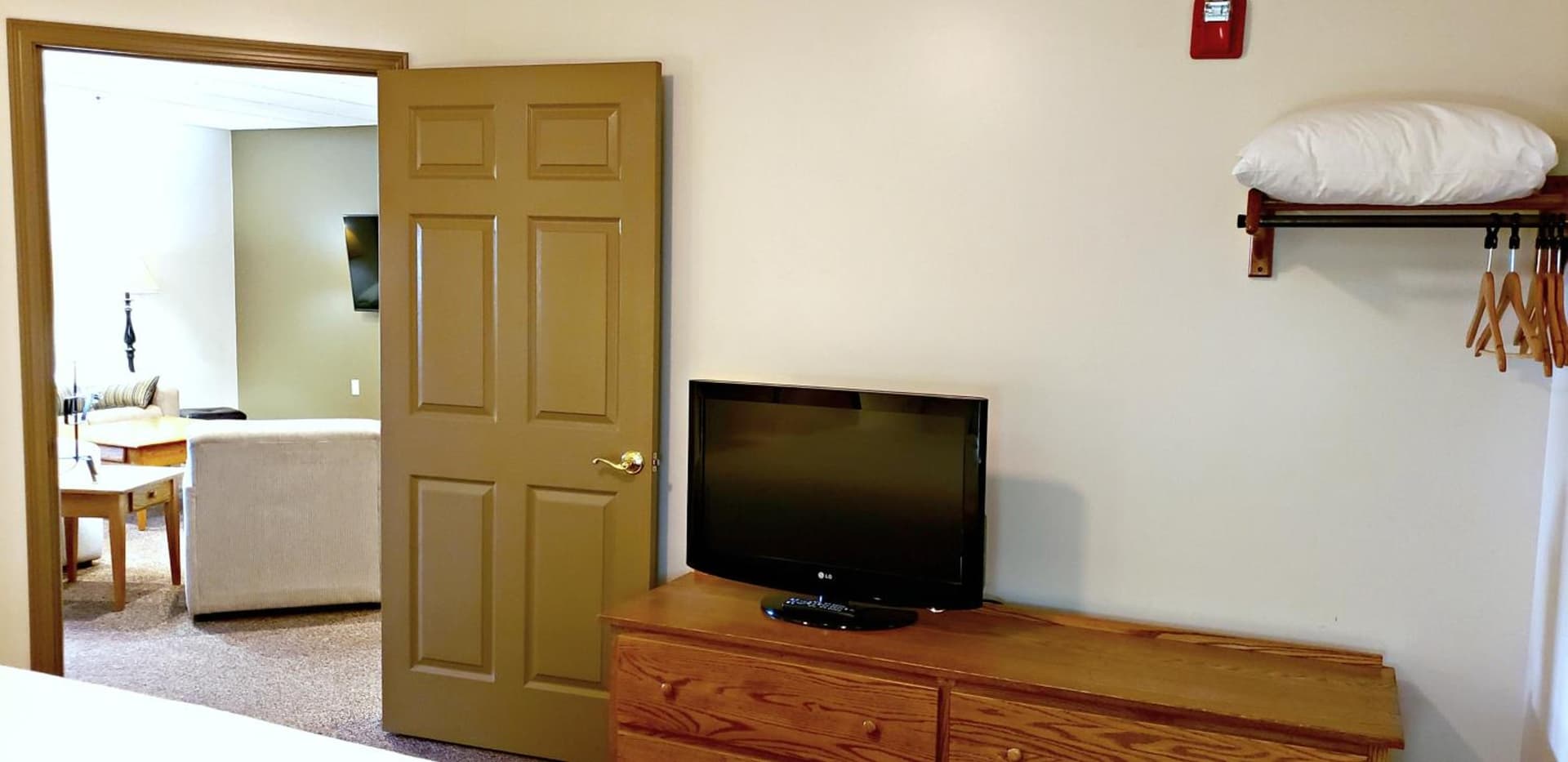 Lodging on the Square gallery photo in Berlin, OH — image 68