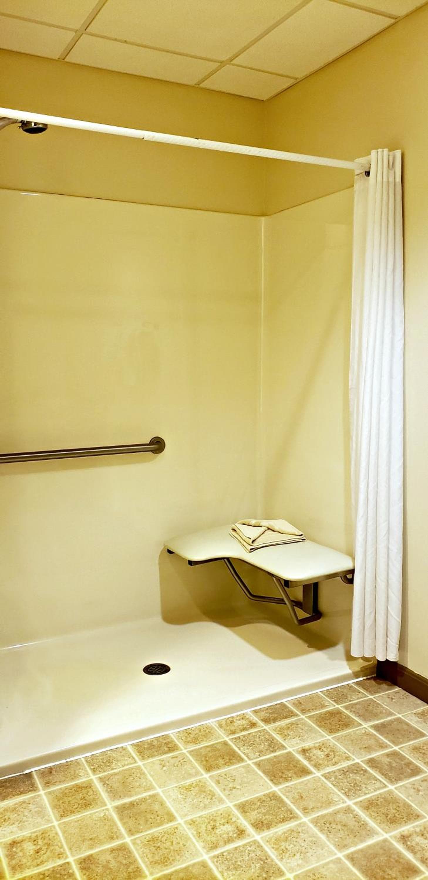 Lodging on the Square gallery photo in Berlin, OH — image 47
