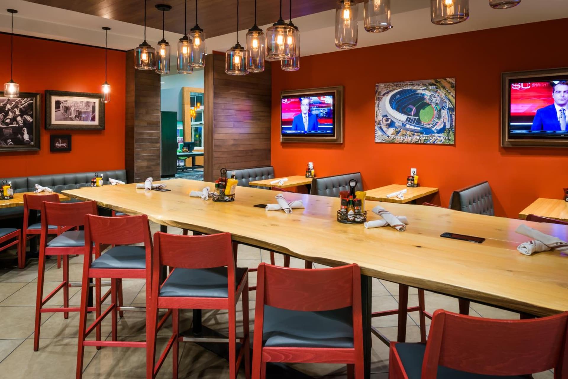Holiday Inn Kansas City Airport by IHG gallery photo in Kansas City, KS — image 49