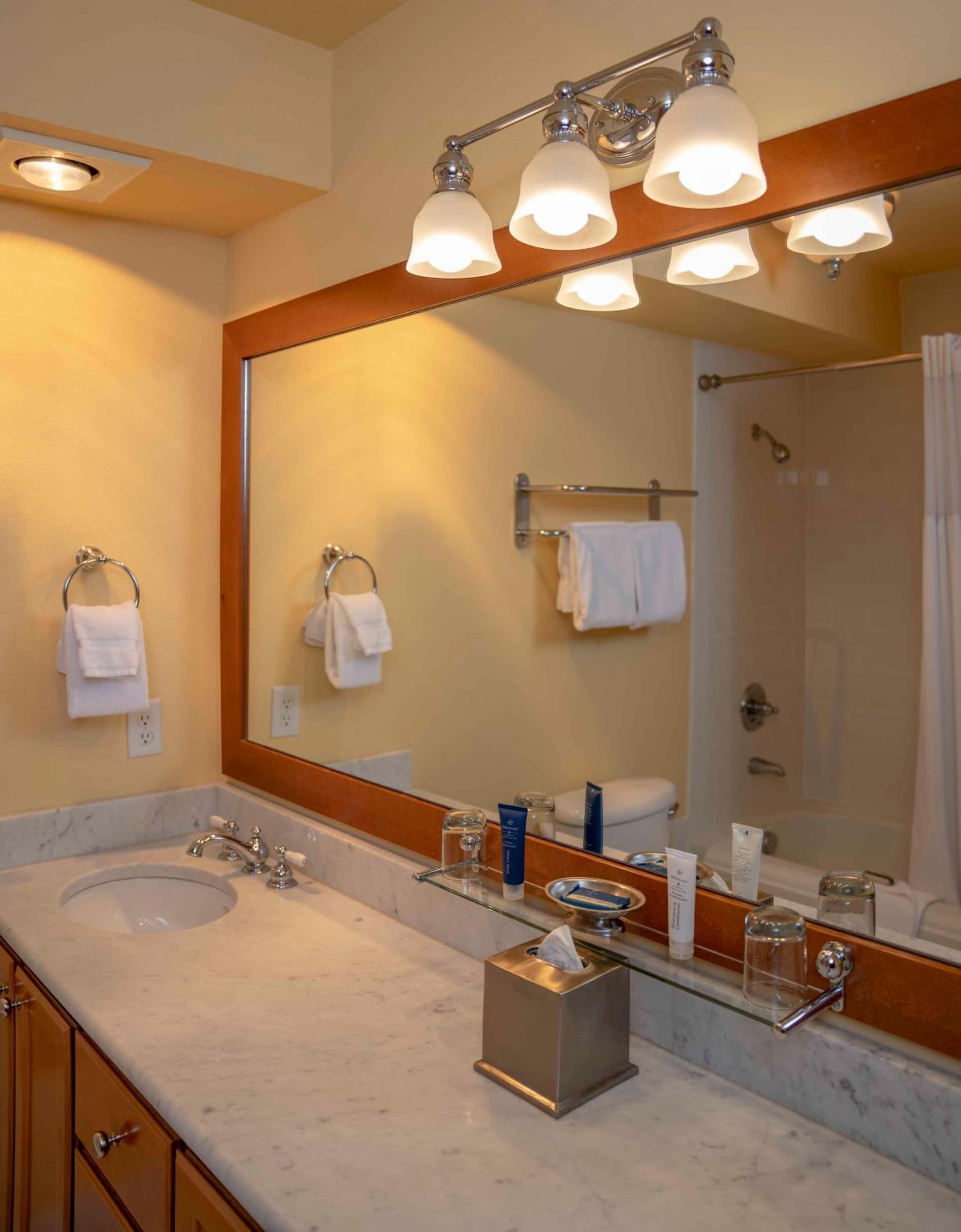 Raintree's Sandcastle, Birch Bay interior in Blaine, WA — gallery photo 2