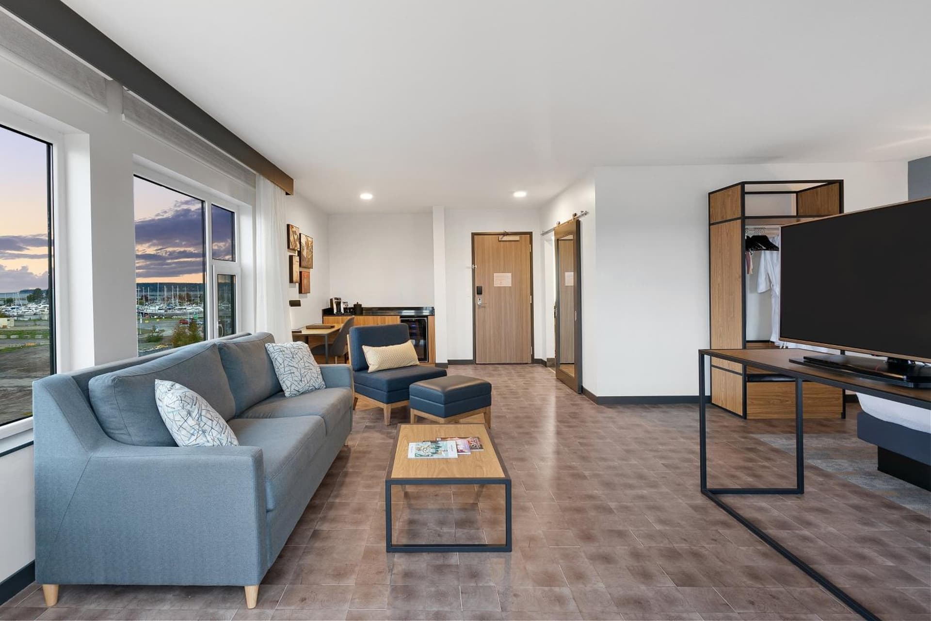 Hotel Indigo Seattle Everett Waterfront Place by IHG gallery photo in Everett, WA — image 99