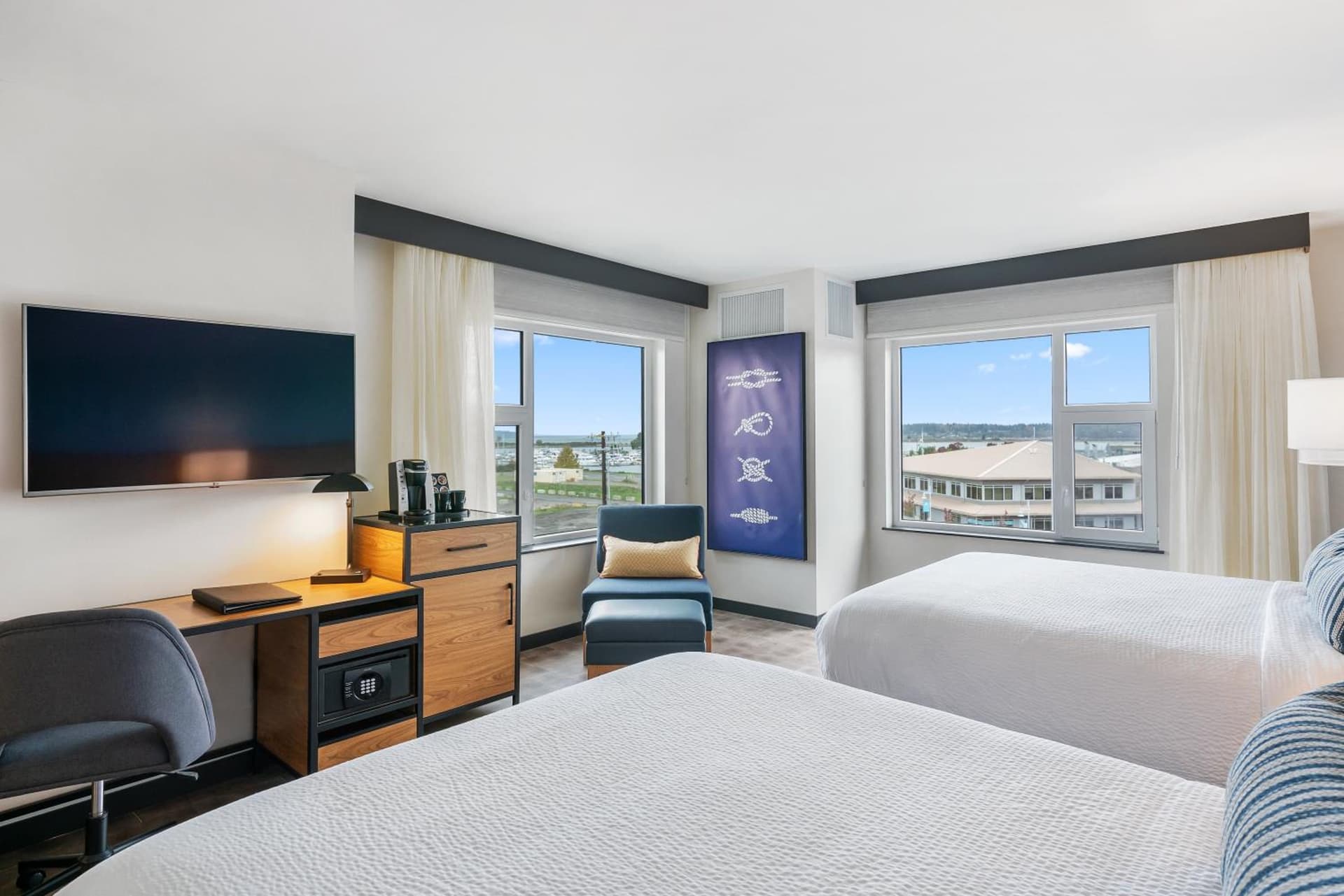 Hotel Indigo Seattle Everett Waterfront Place by IHG gallery photo in Everett, WA — image 37