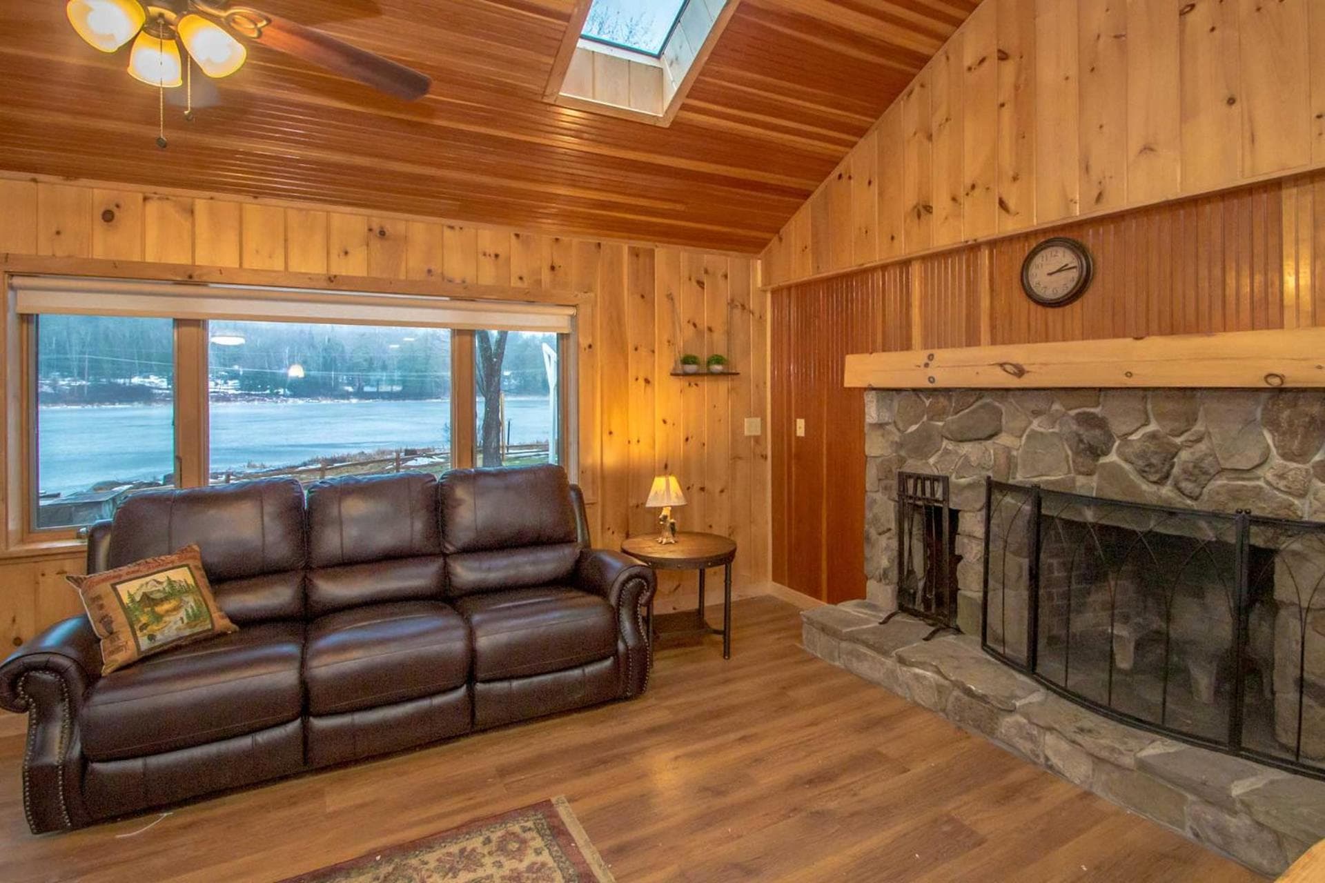 ADA Suite Near Bretton Woods With Sauna property views in Bethlehem — gallery photo 3
