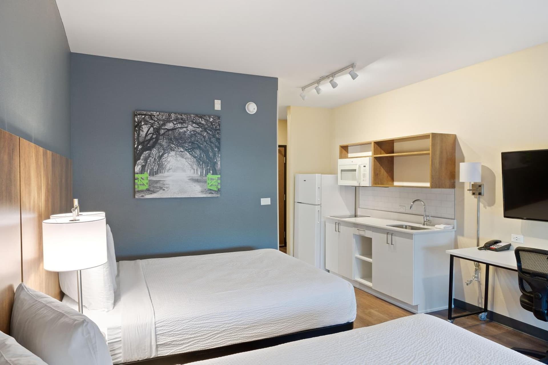 Extended Stay America Premier Suites - Phoenix - Chandler - Downtown gallery photo in Chandler, AZ — image 51