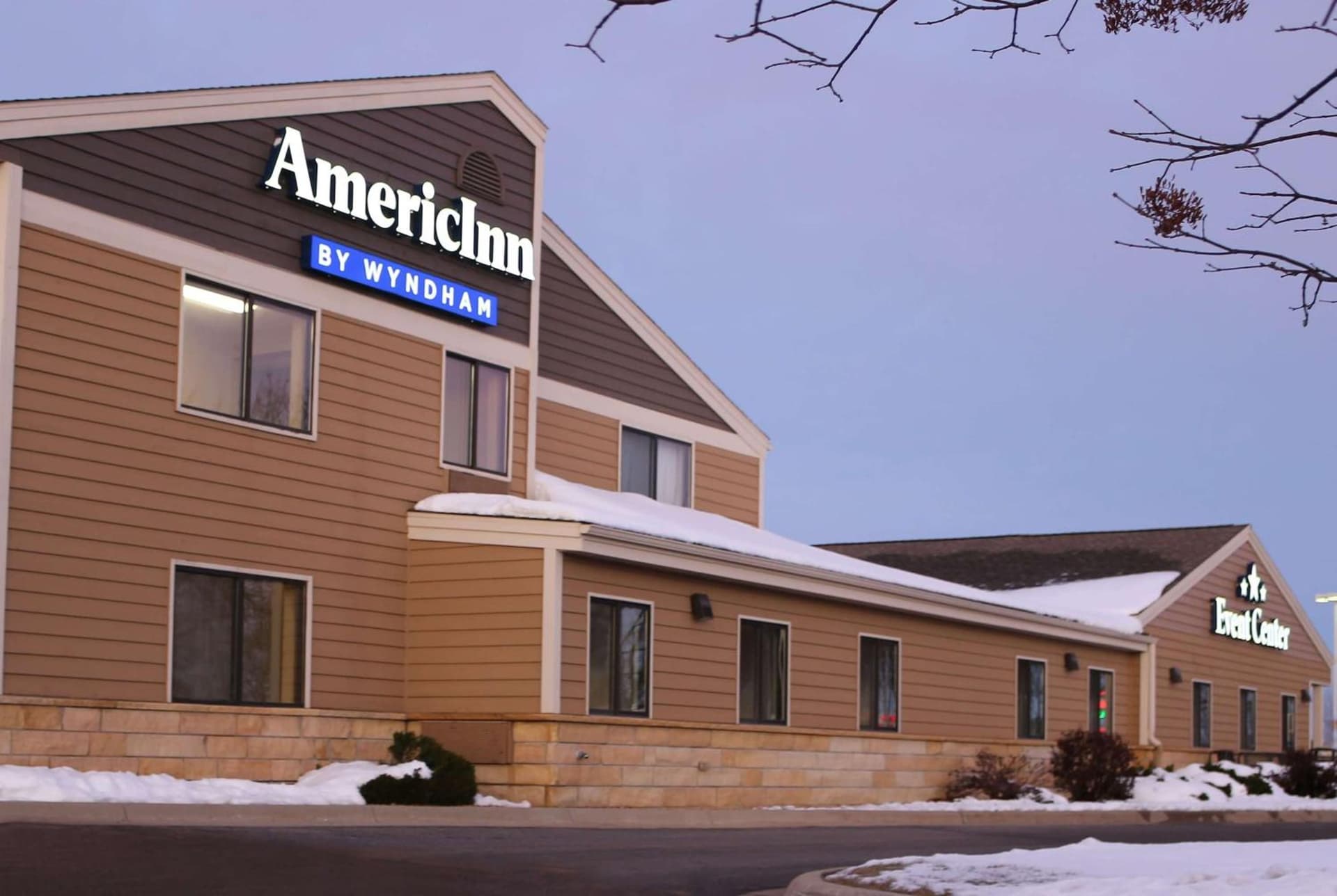 AmericInn by Wyndham Mankato Event Center near MSU featured exterior or lobby in Mankato, MN — similar hotel