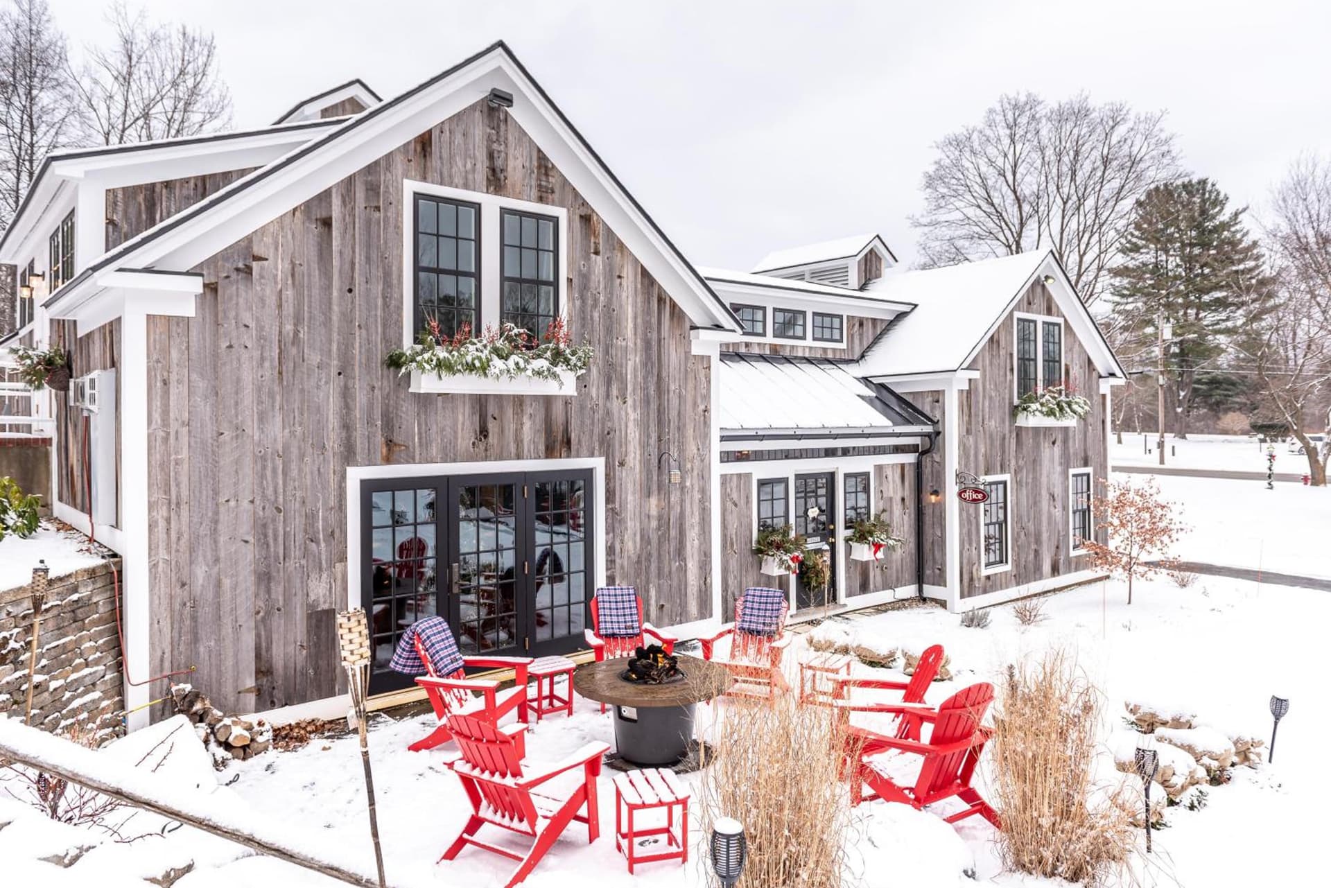 The Barnstead Inn featured exterior or lobby in Manchester Center, VT — similar hotel