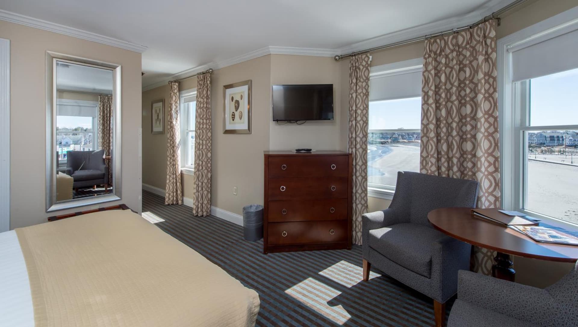 Union Bluff Hotel & Meeting House gallery photo in York Beach, ME — image 109