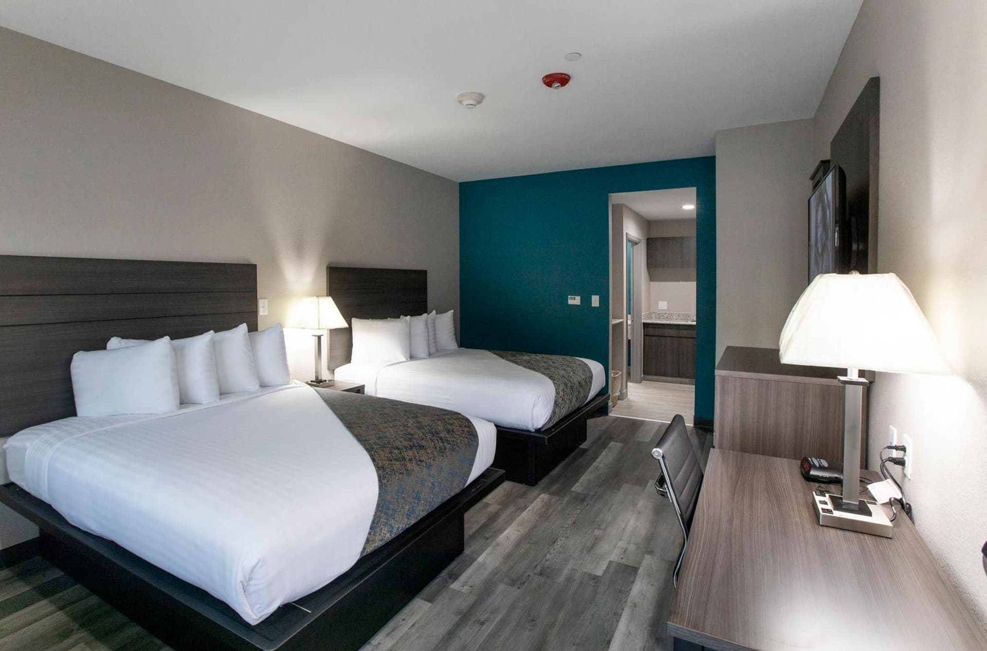 Express Inn gallery photo in Rosenberg, TX — image 6