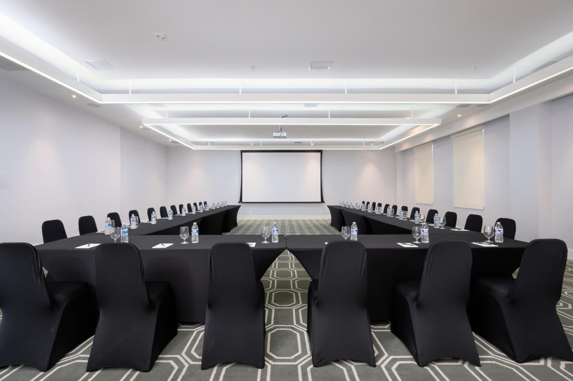 Harborside Hotel gallery photo in Oxon Hill, MD — image 31