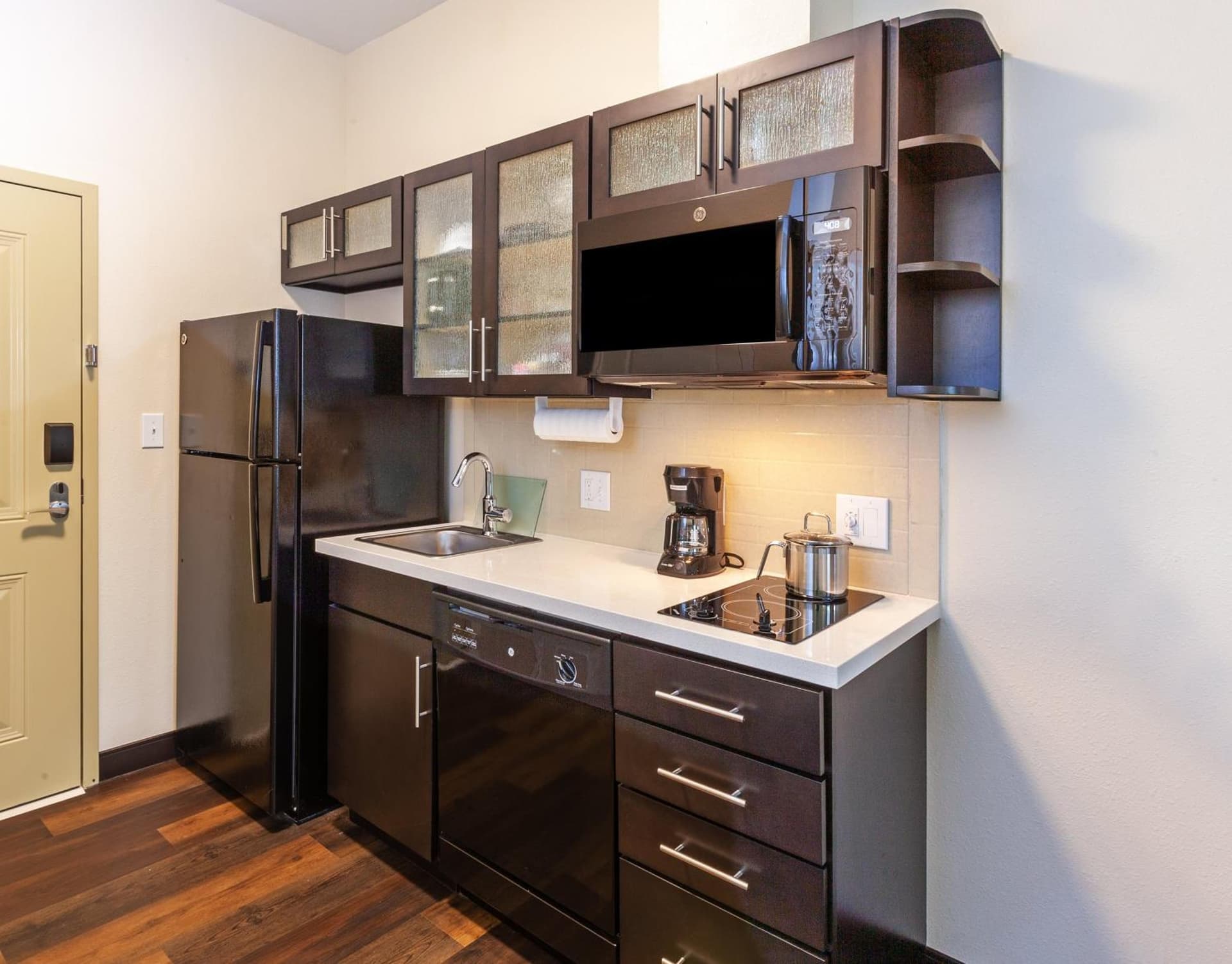 Candlewood Suites - Houston - Pasadena by IHG gallery photo in Pasadena, TX — image 44