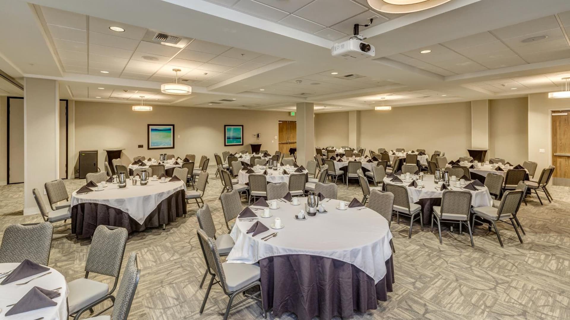 Holiday Inn & Suites Bellingham by IHG gallery photo in Bellingham, WA — image 73