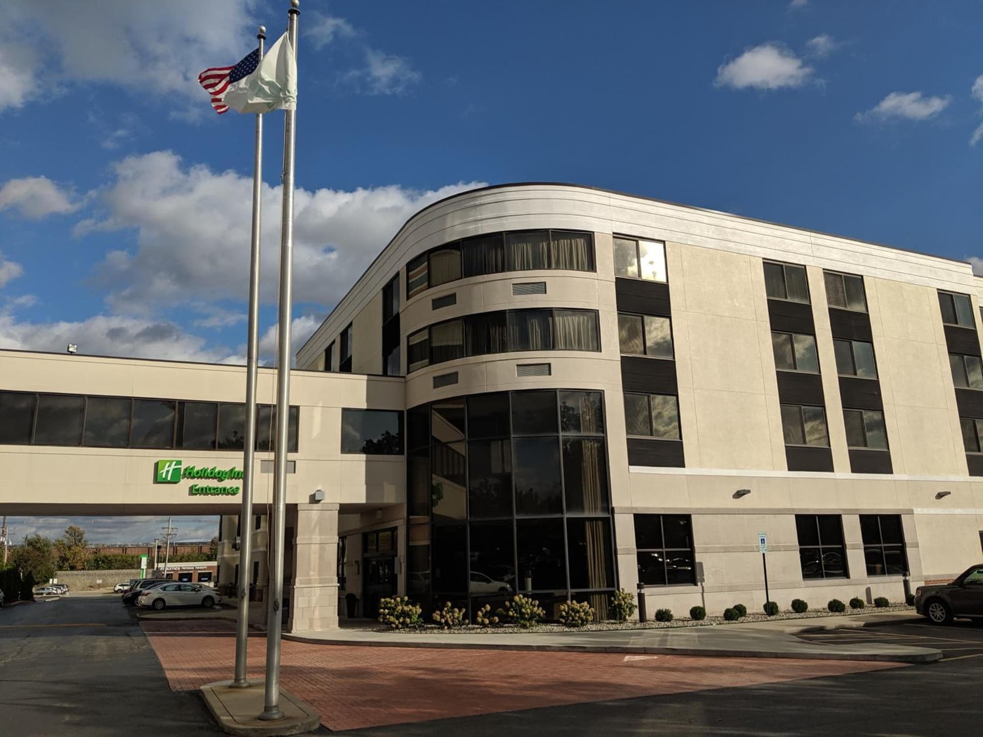 Holiday Inn Champaign by IHG property views in Champaign, IL — gallery photo 3