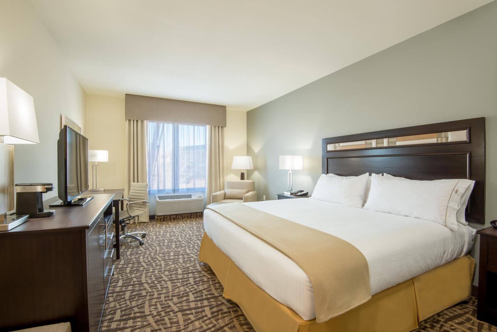Holiday Inn Express & Suites Denver South - Castle Rock by IHG gallery photo in Castle Rock, CO — image 27
