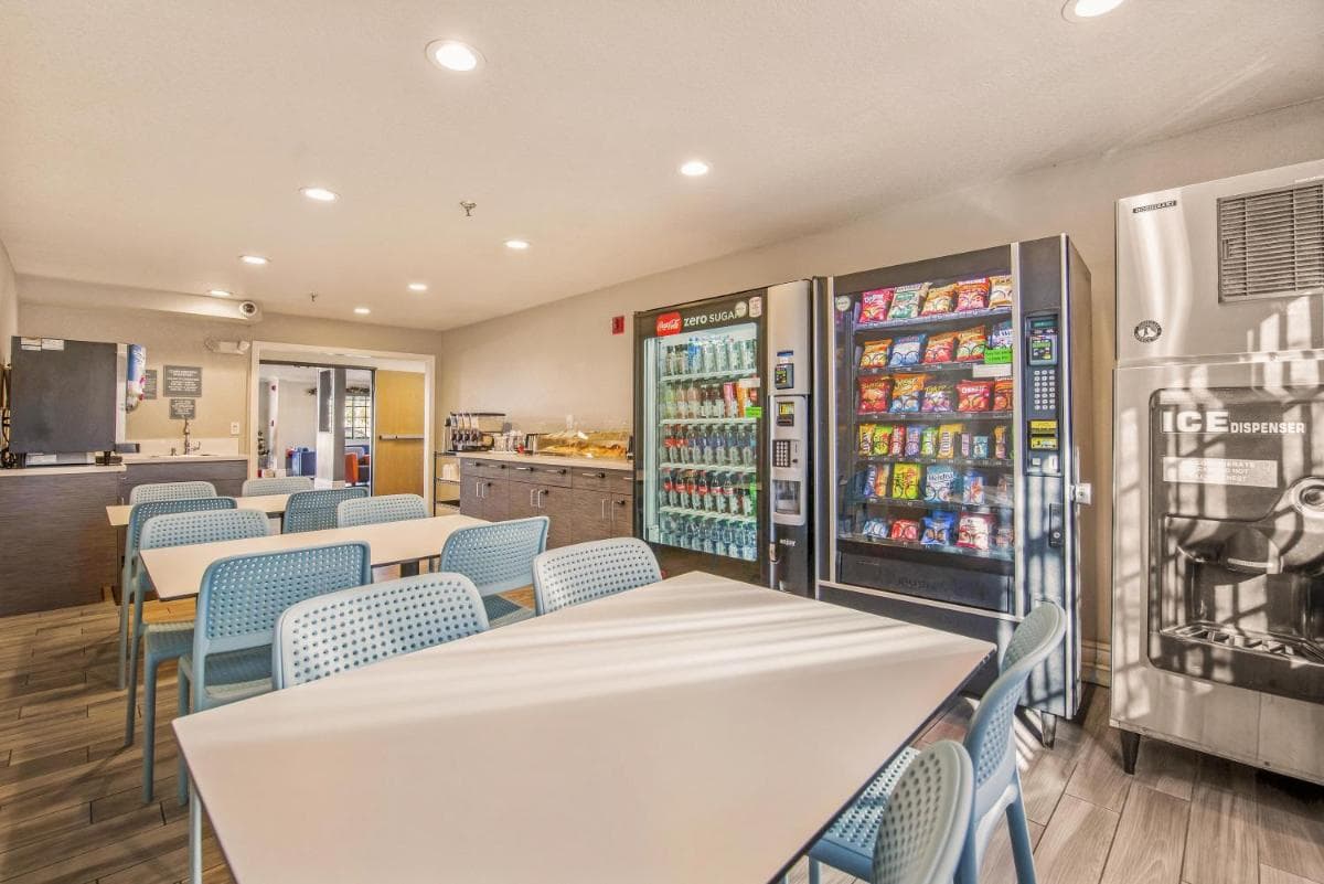 SureStay Hotel by Best Western Fontana gallery photo in Fontana, CA — image 17