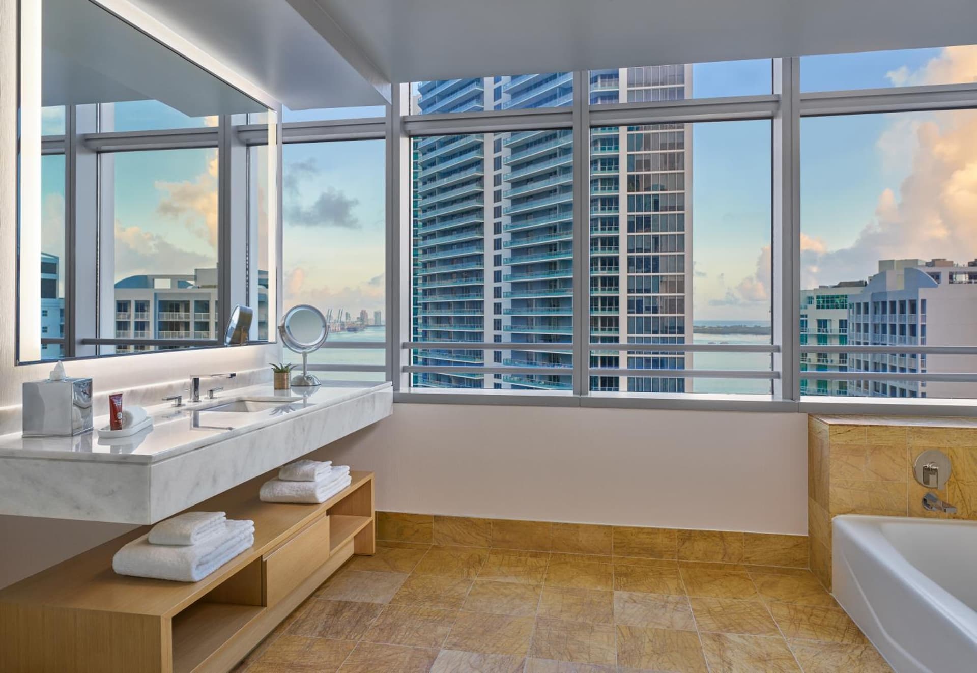 Brickell Arch, a Luxury Collection Hotel, Miami gallery photo in Miami, FL — image 33