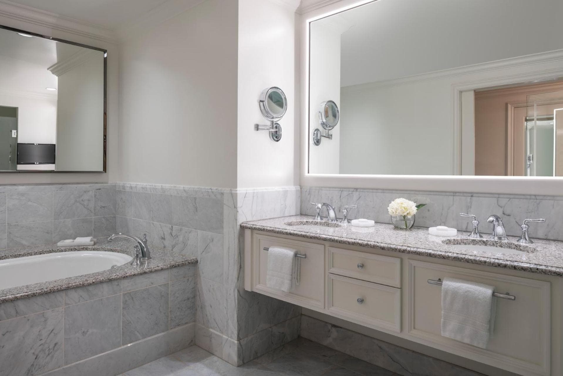 Four Seasons Hotel Westlake Village gallery photo in Westlake Village, CA — image 52