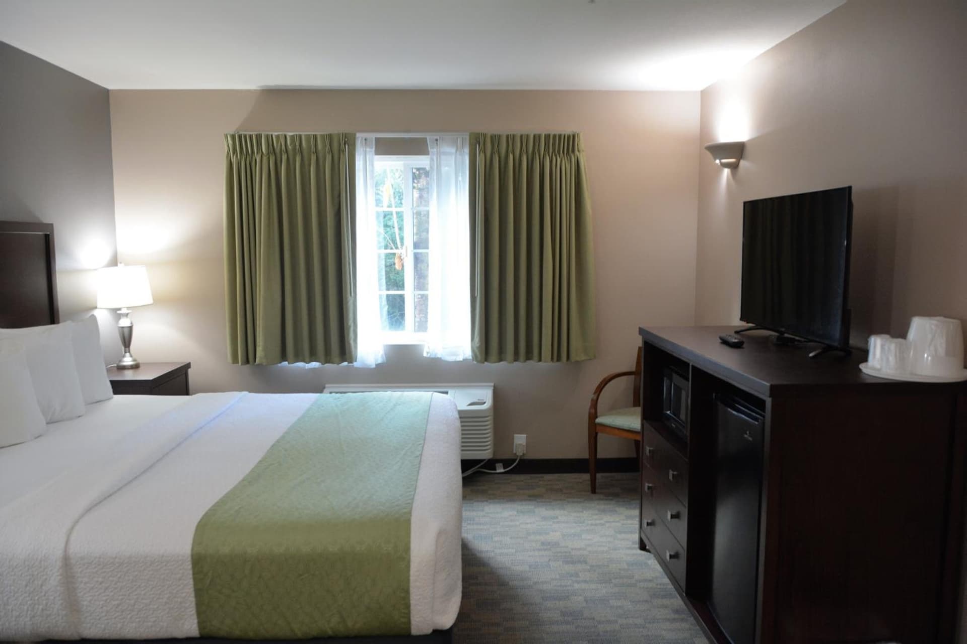 FairBridge Inn & Suites DuPont gallery photo in DuPont, WA — image 25