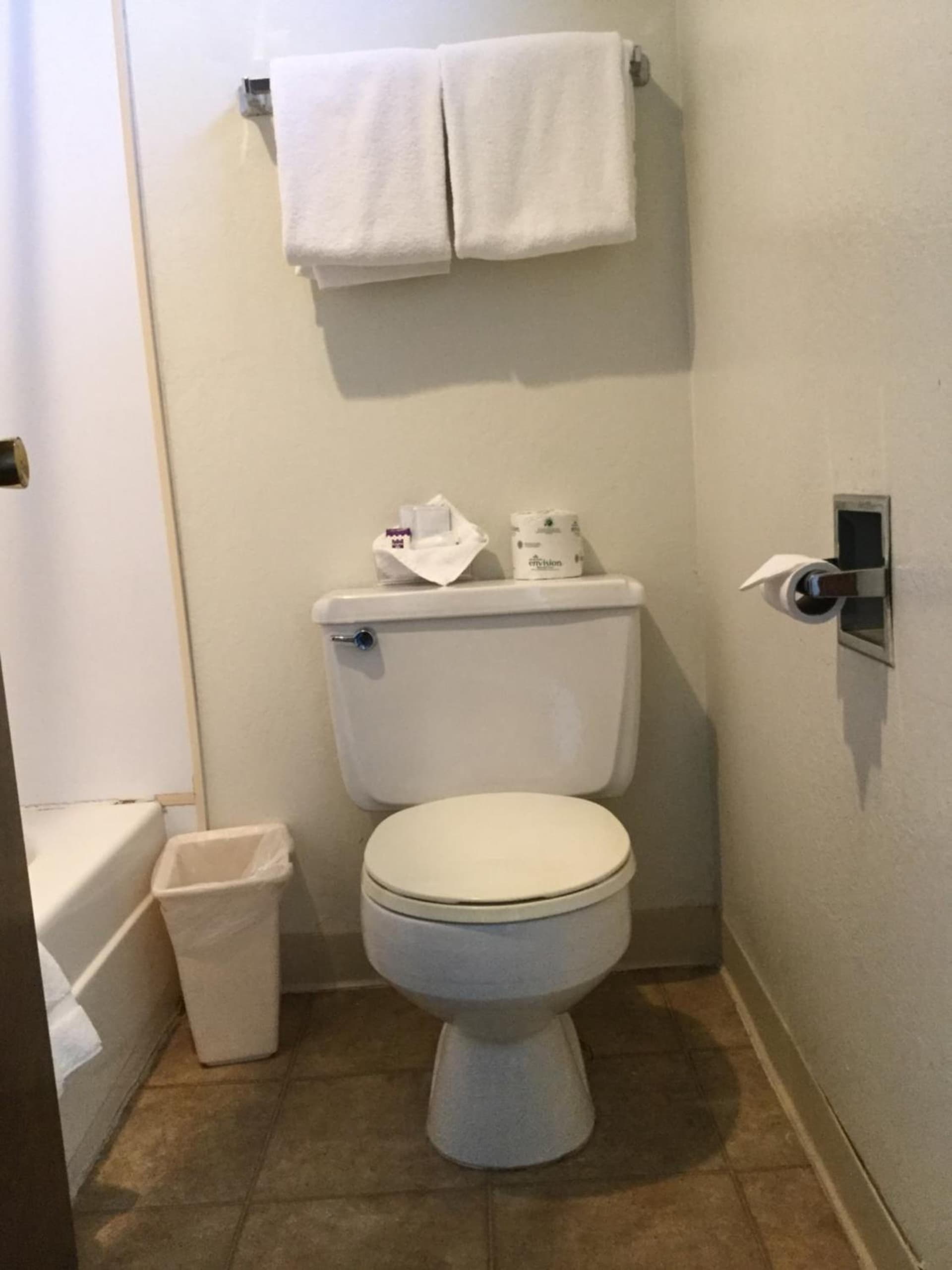 Knights Inn Boardman property views in Boardman, OR — gallery photo 3