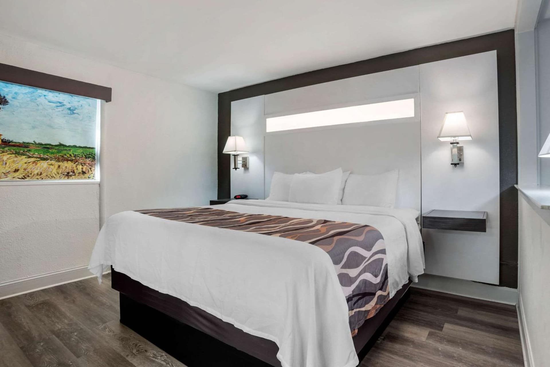 Baymont by Wyndham Montgomery AL interior in Montgomery, AL — gallery photo 2