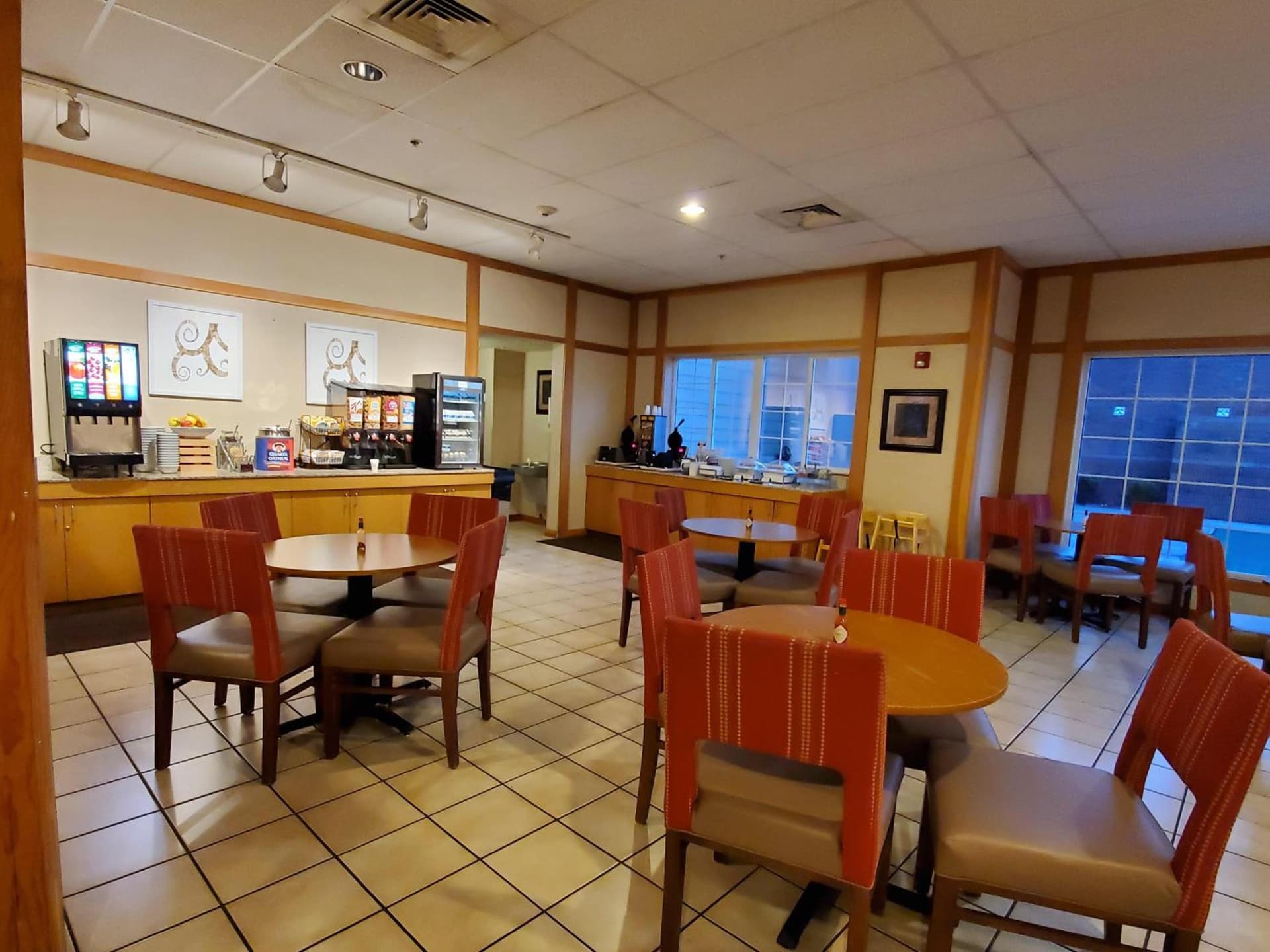 Country Inn & Suites by Radisson, Bend, OR gallery photo in Bend, OR — image 68