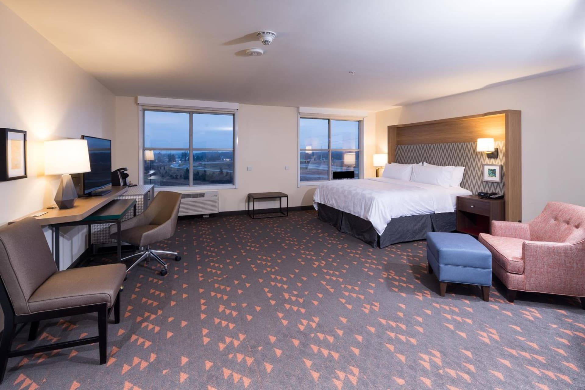 Holiday Inn & Suites Kalamazoo West gallery photo in Kalamazoo, MI — image 31