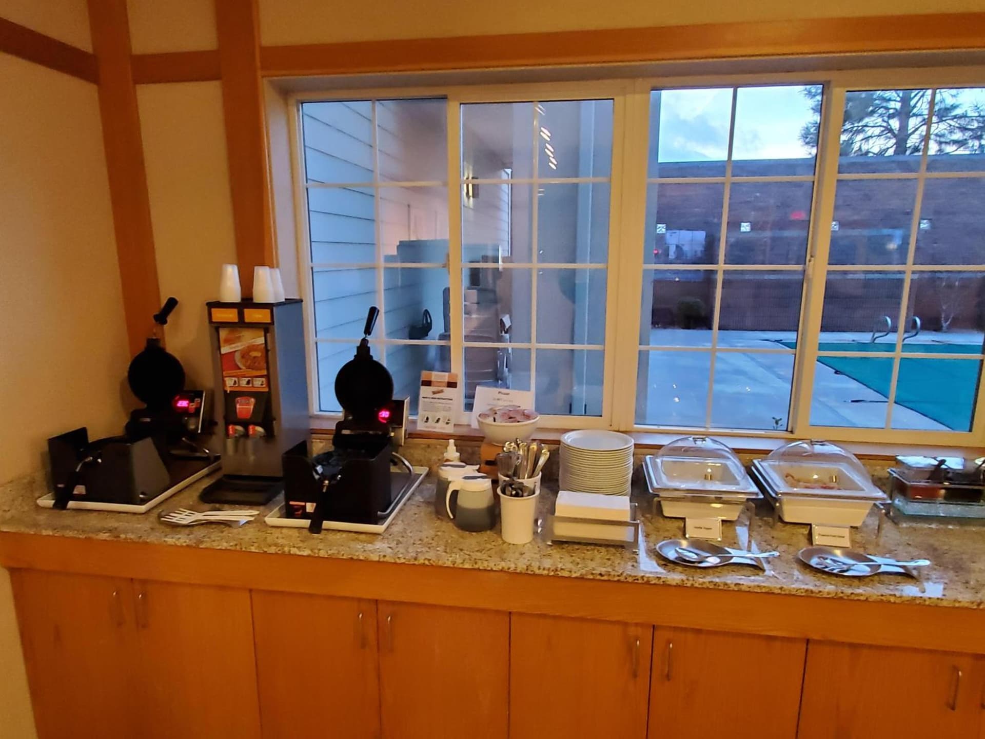 Country Inn & Suites by Radisson, Bend, OR gallery photo in Bend, OR — image 19