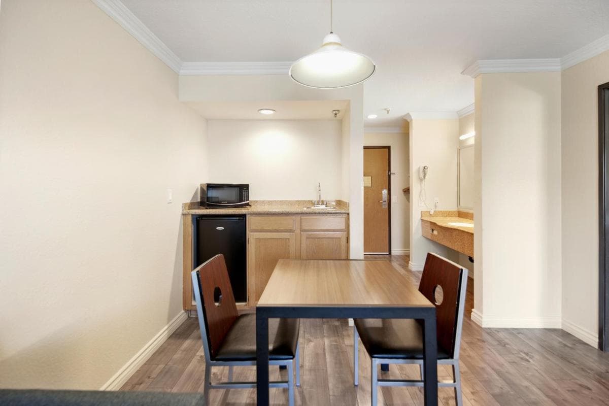SureStay Hotel by Best Western Fontana gallery photo in Fontana, CA — image 21